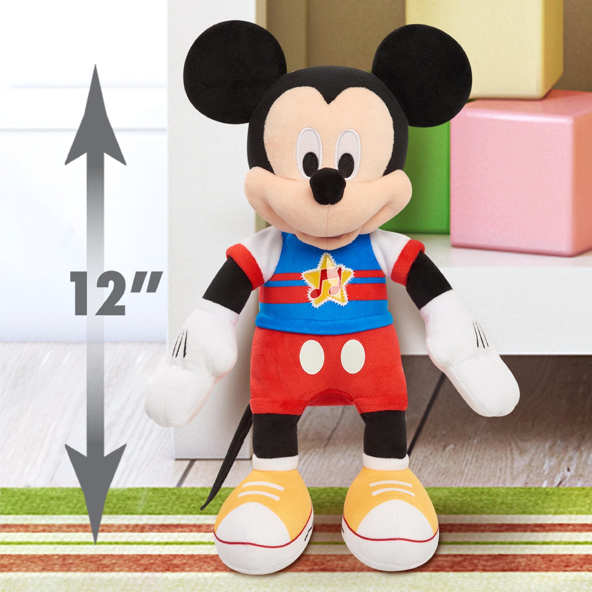 Disney Junior Mickey Mouse Funhouse Singing Fun Plush (Styles May Vary)
