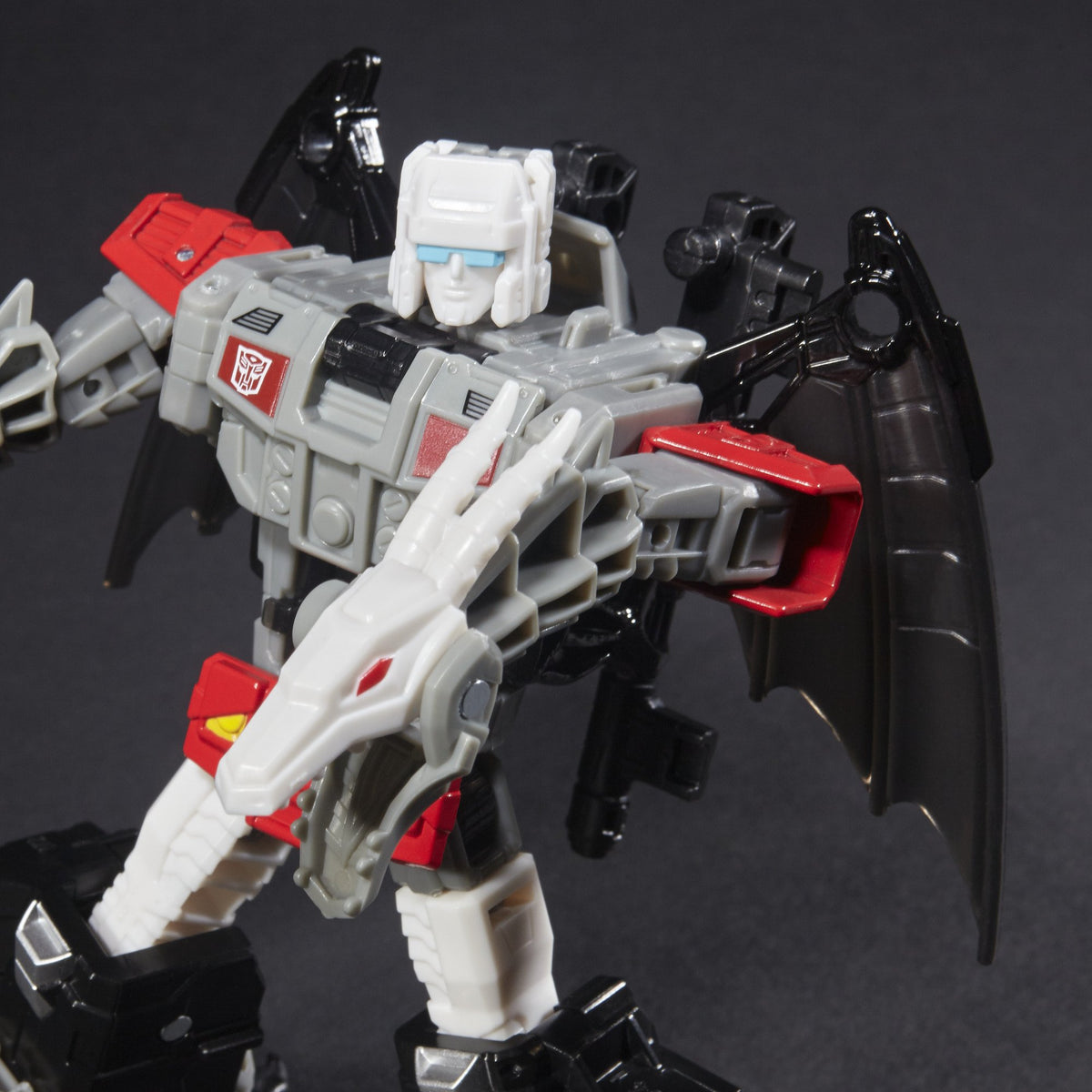 Transformers Generations Titans Return Autobot Twinferno and Daburu