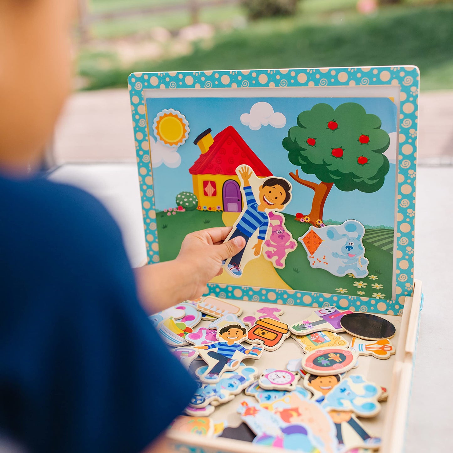 Melissa & Doug Blue's Clues & You! Wooden Magnetic Picture Game (48 Pieces)