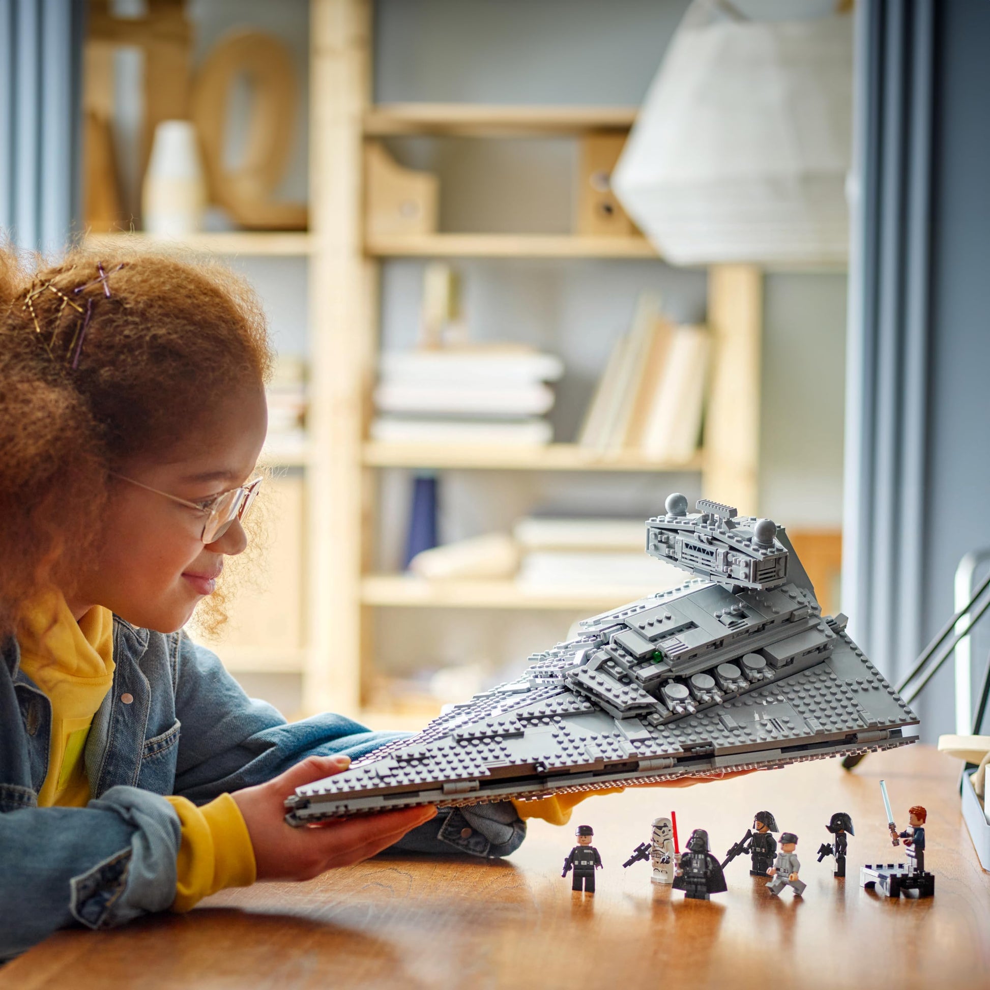 LEGO Star Wars Imperial Star Destroyer Building Toy - Build & Display Set for Boys & Girls, Ages 10+ - Gift for Birthdays - Star Wars Darth Vader & 6