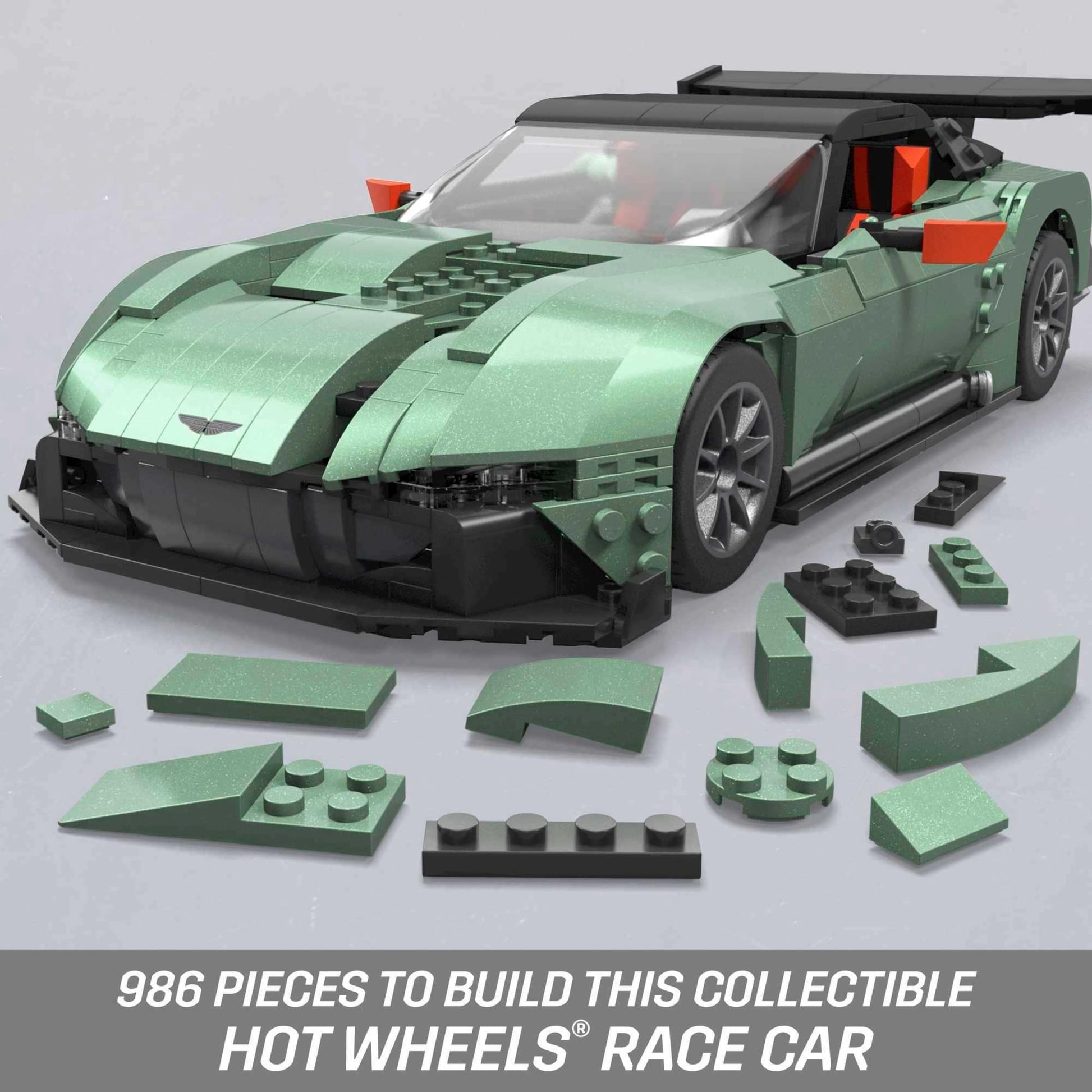 Hot Wheels MEGA Vehicle Building Toys for Adults, Aston Martin Vulcan with 635 Pieces and Die-Cast Model, Gift Ideas for Collectors, HMY97