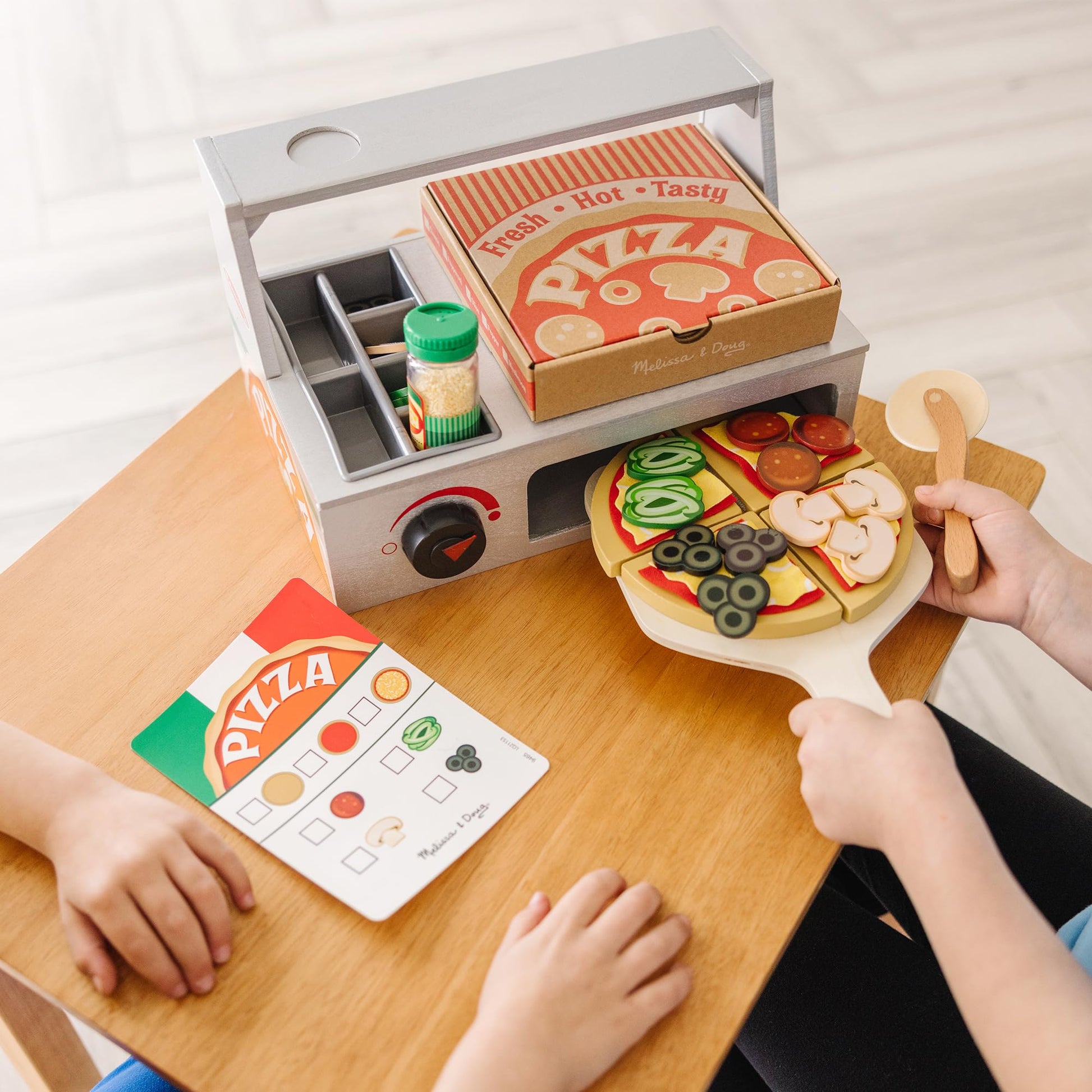 Melissa & Doug Top & Bake Wooden Pizza Counter, Kids Kitchen Playset with Play Food & Play Kitchen Accessories, Preschool Toys for Girls & Boys Ages