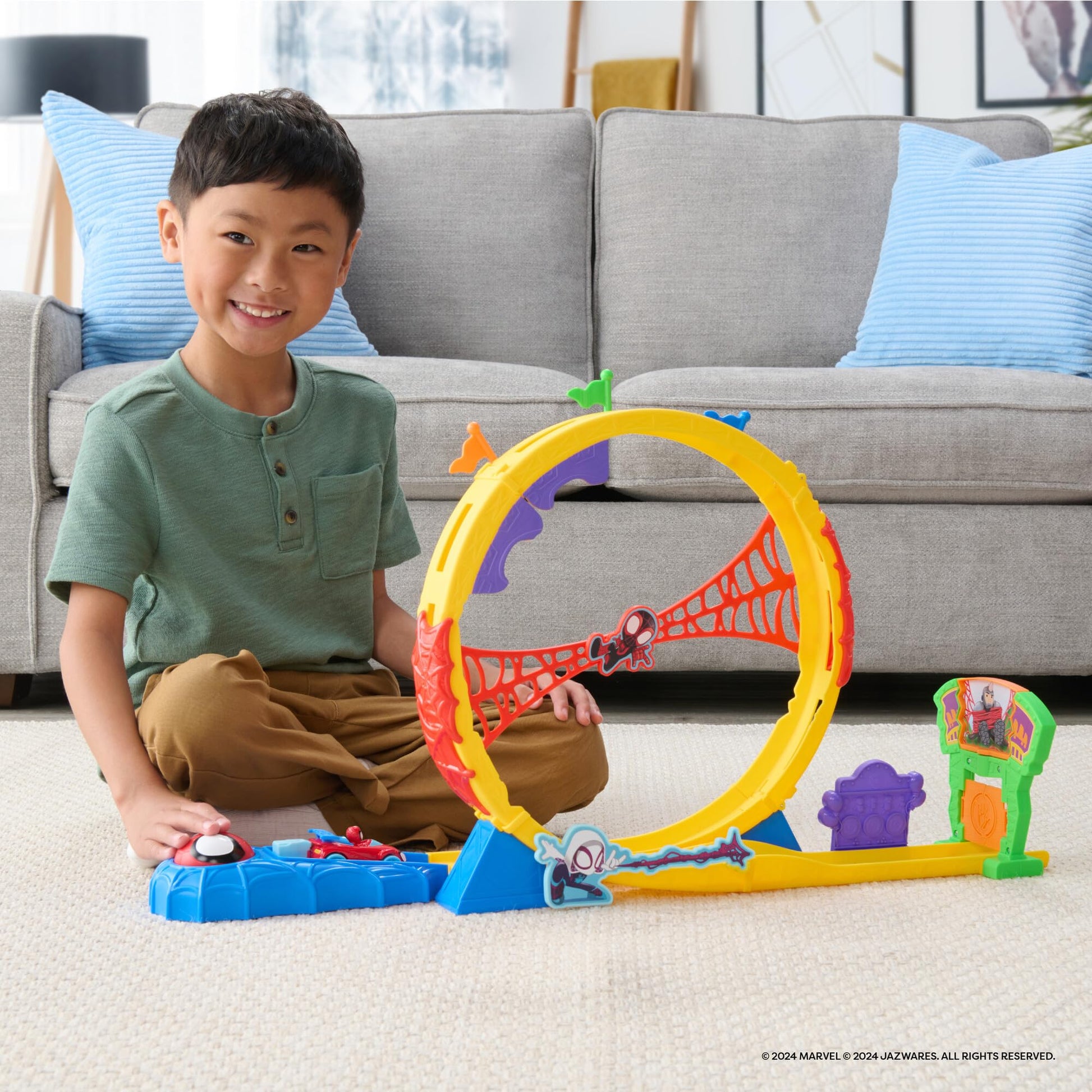 Marvel Spidey and His Amazing Friends Amazing Metals Super Loop Track Set - 28-Inch Race Track with Launcher, 360 Degree Super Loop, and Exclusive