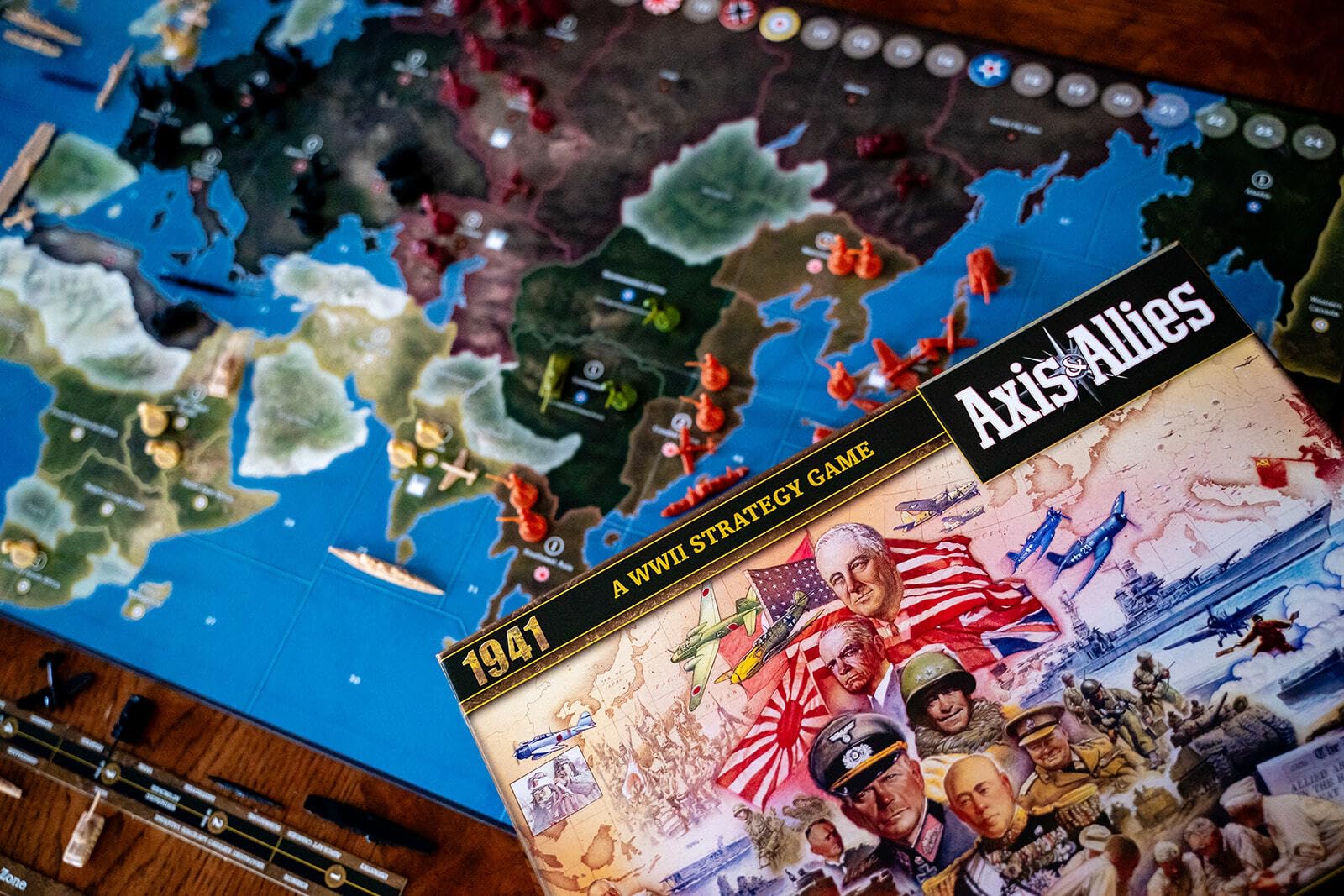 Renegade Game Studios Axis & Allies 1941 Board Game, WWII Strategy Wargame for 2-5 Players, Ages 12+, 1-3 Hour Gameplay with 160 Miniatures