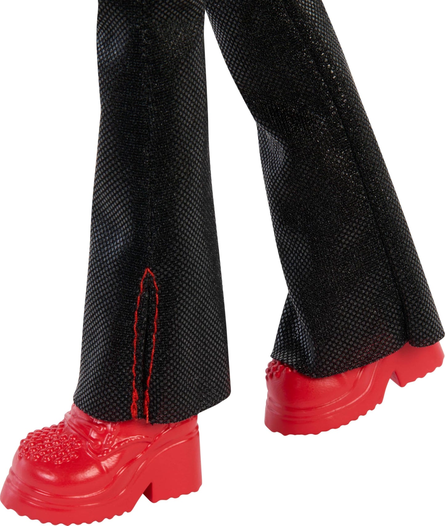 Mattel Disney Descendants: The Rise of Red Doll - Singing Doll with Movie-Inspired Clothes & Accessories, Sings “Red”