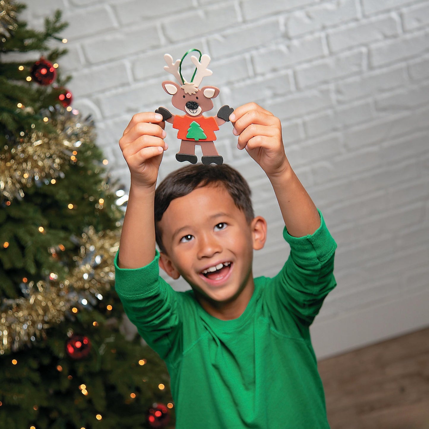 T-Shirt Reindeer Ornament Craft Kit - 12 - Crafts for Kids and Fun Home Activities