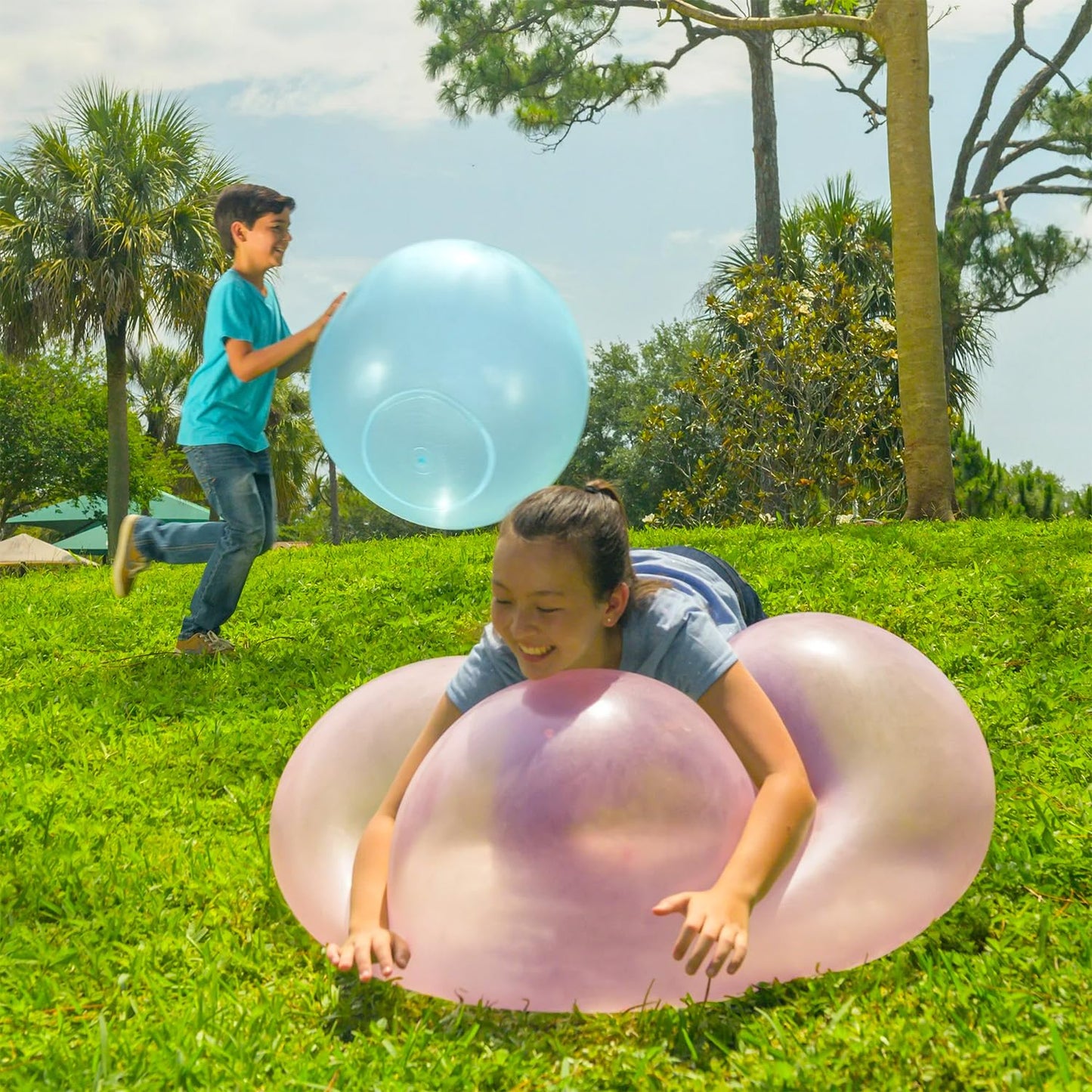 Wubble Bubble Balls Red & Blue Bundle - 2 Super Bubble Tear-Resistant Balls