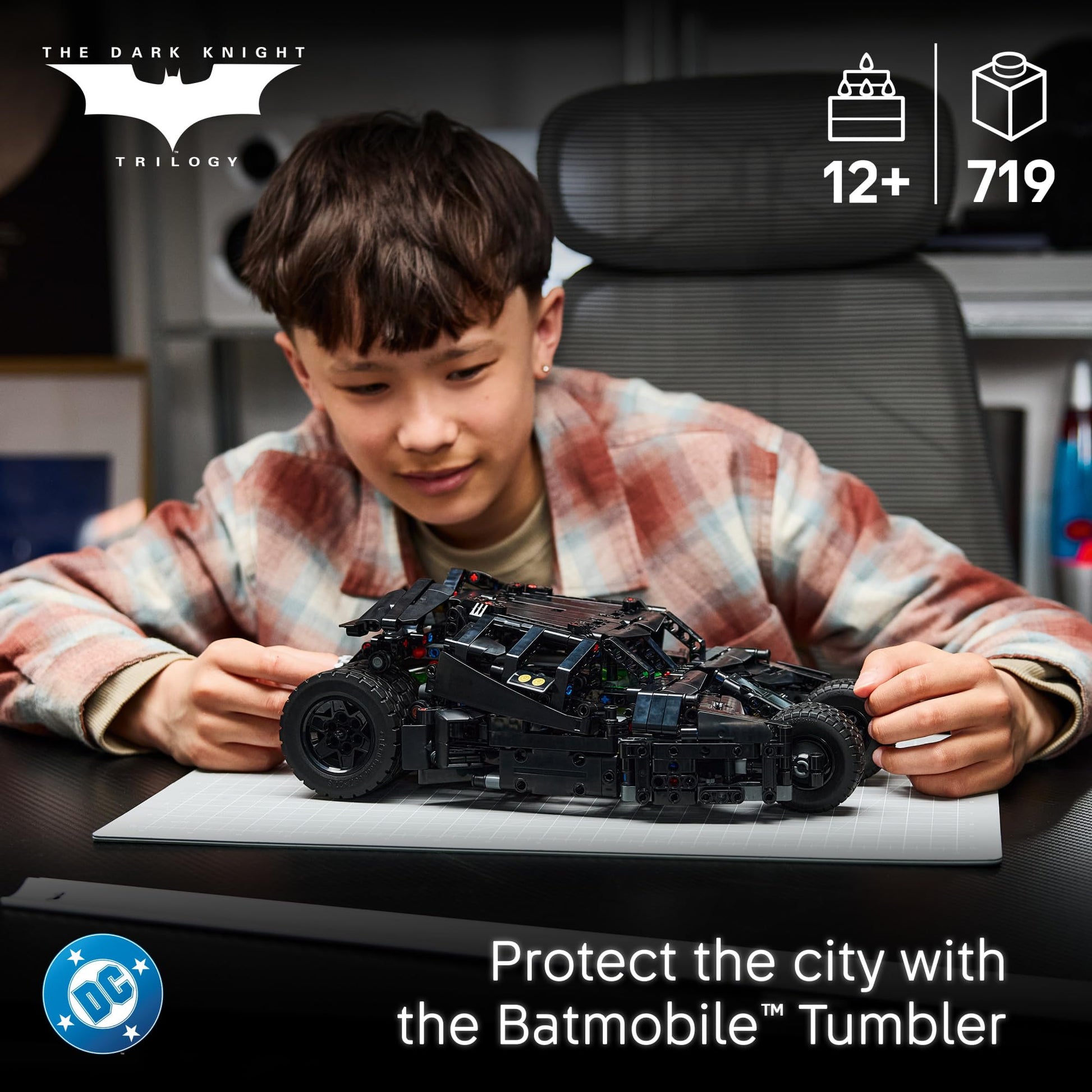 LEGO Technic Batmobile Tumbler 42239