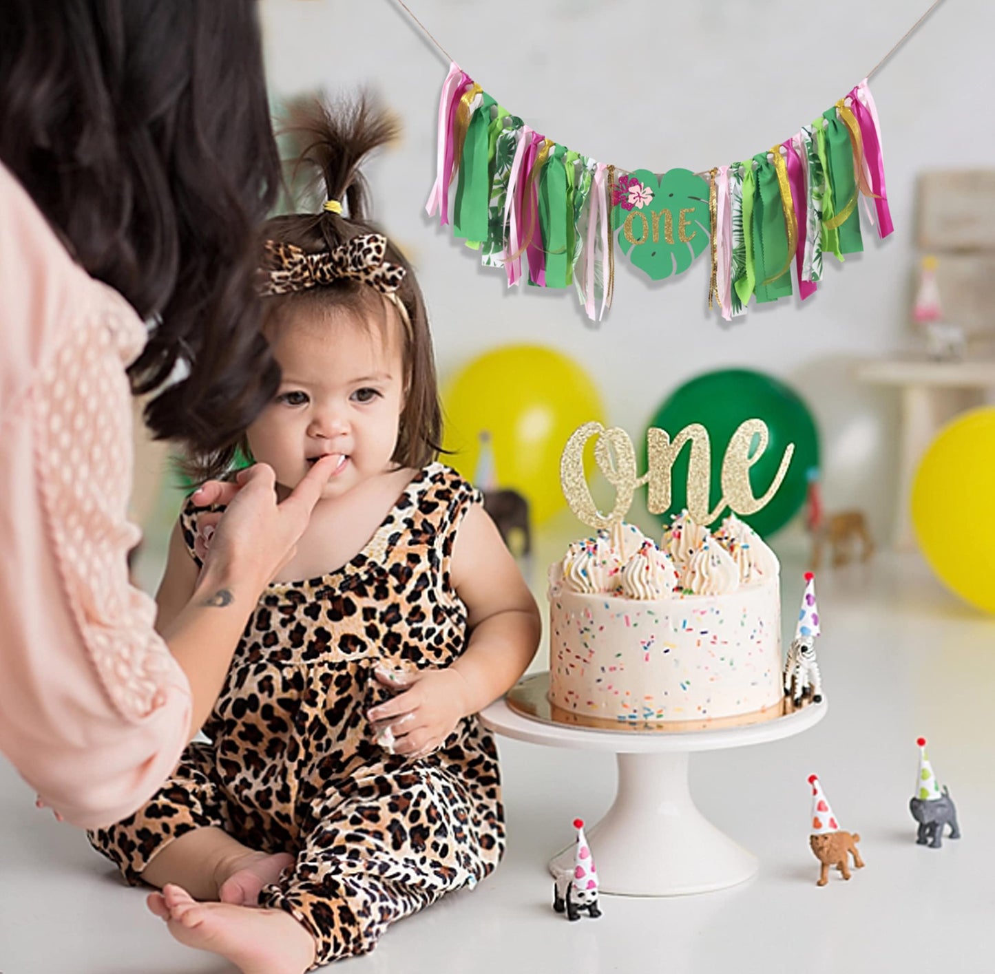 Aloha to One Tropical Hawaiian Luau Theme Highchair Banner- Wild One Highchair Banner for Girls, Pink Jungle Safari Animal 1st Birthday Decorations