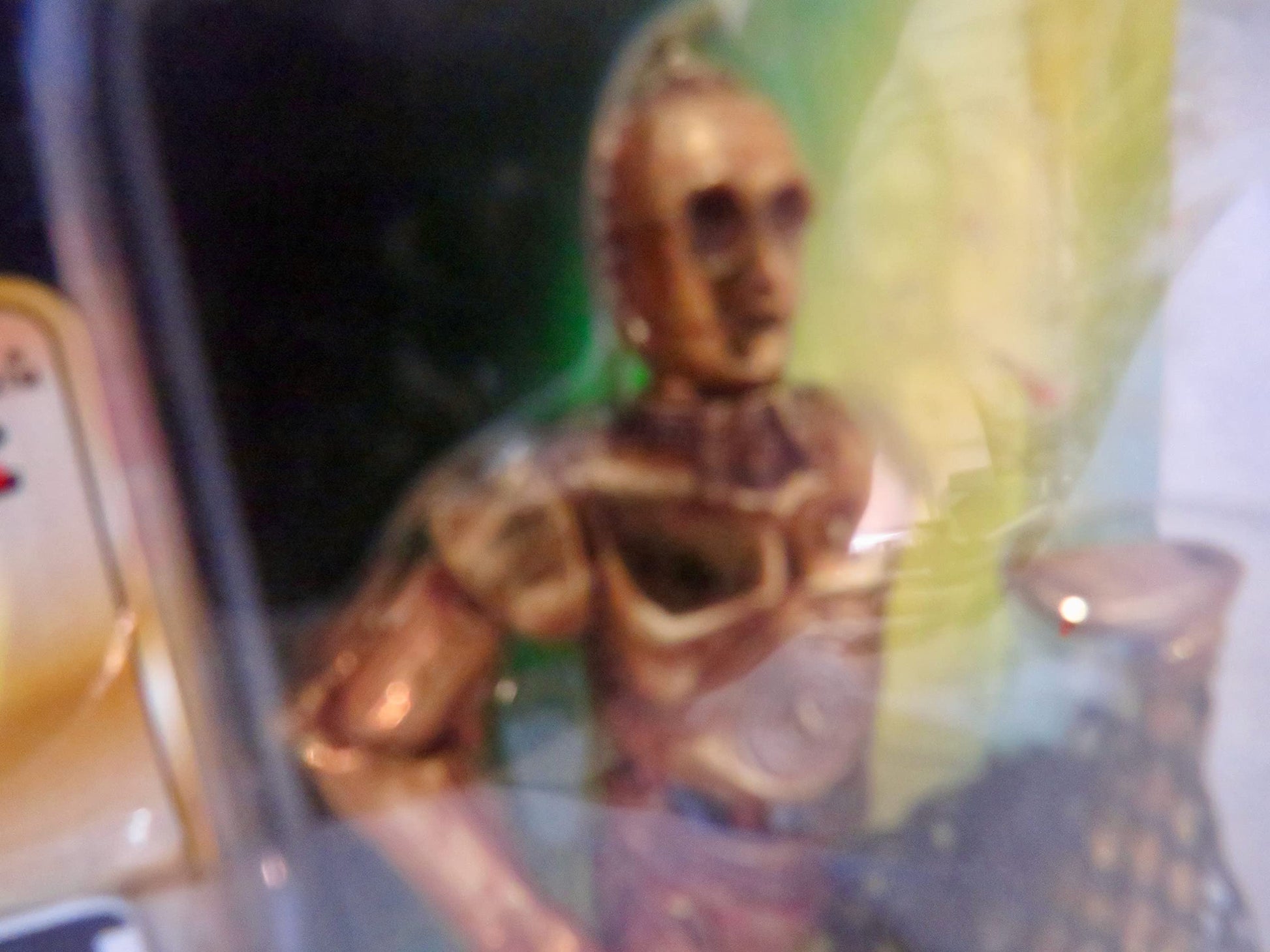 Power of The Force Freeze Frame C-3PO w/CargoNet