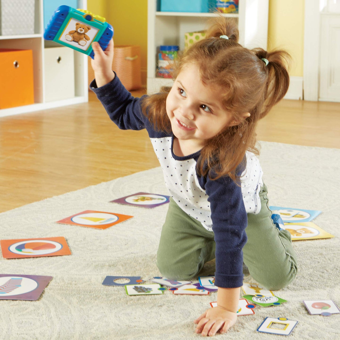 Learning Resources See & Snap Snapshot Scavenger Hunt Matching Game, Gross Motor Skills Toddler Toy, 46 Pieces, Outdoor Toys for Toddlers, 18 Months +