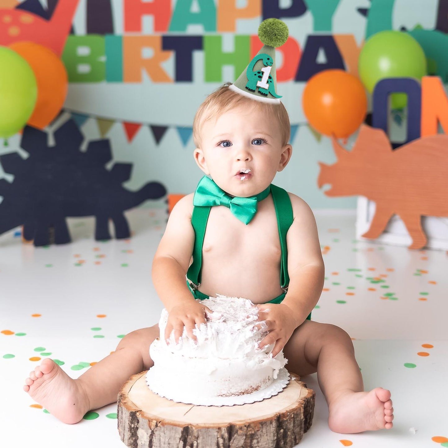 Agvgaza Green Dinosaur 1st Birthday Hat - Green Crown Cone Hat for Boy, Dinosaur One Birthday Decorations, Cake Smash, Photo Outfit, Party Theme