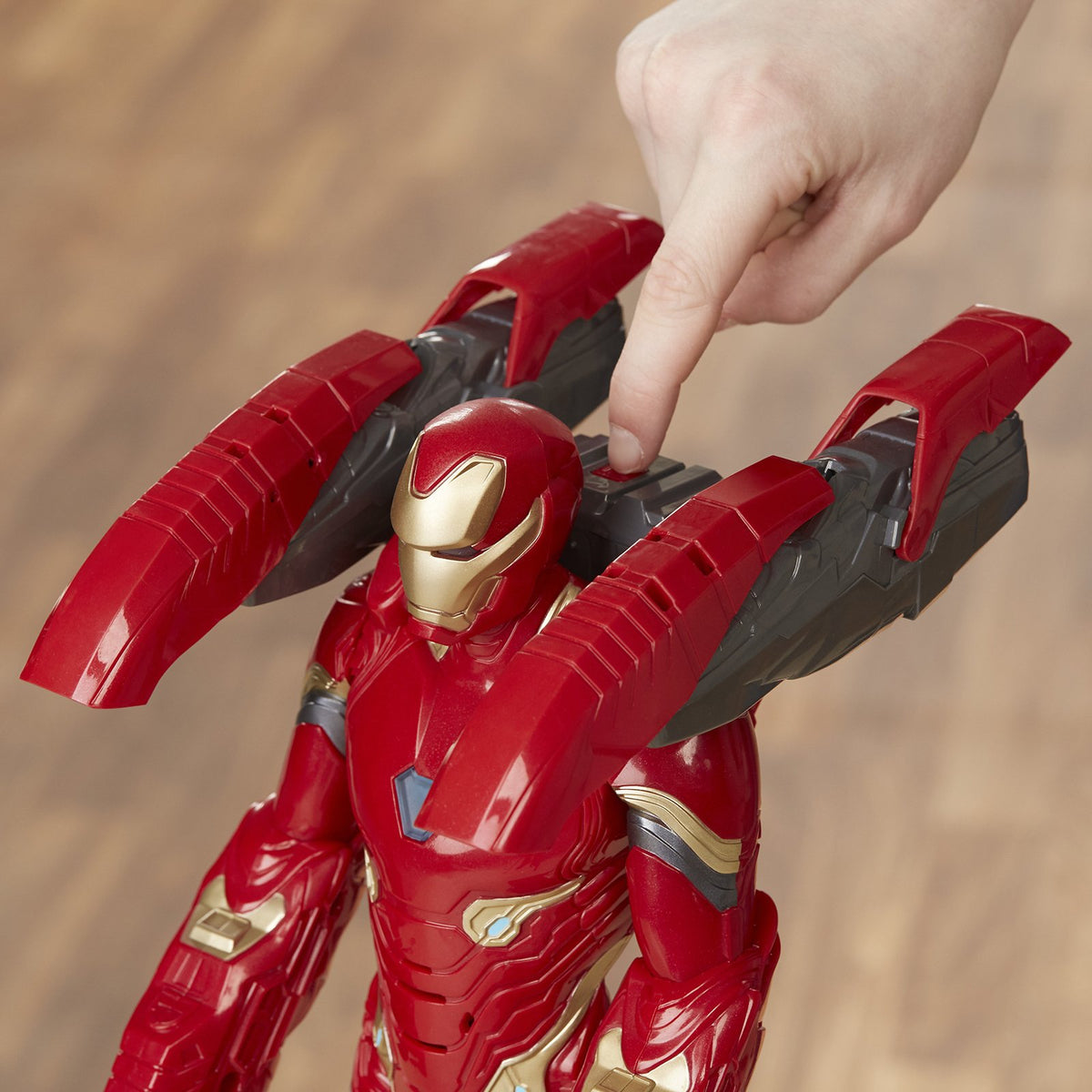 Avengers Marvel Infinity War Mission Tech Iron Man Figure