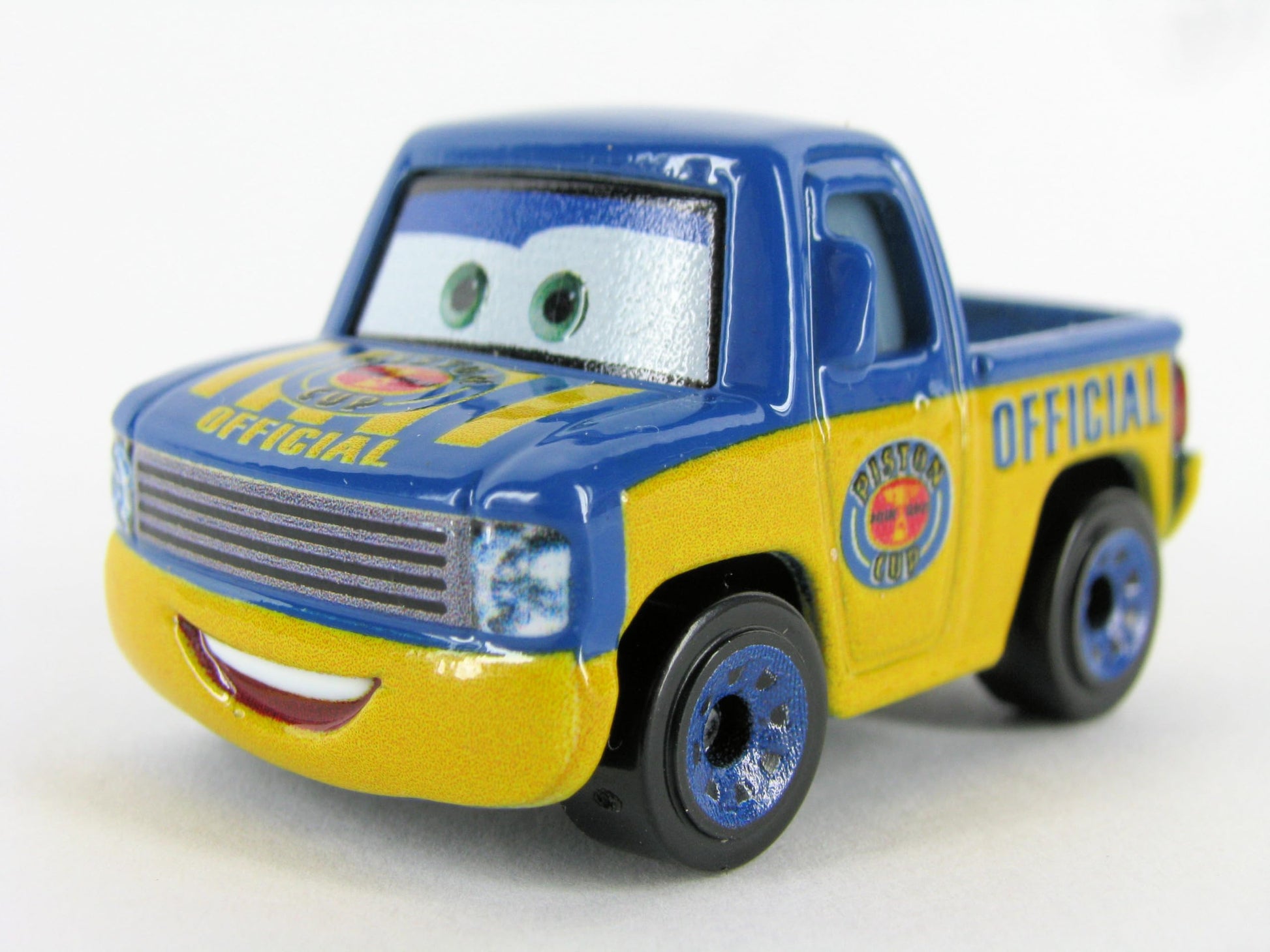 Disney Cars Mini Racers 3-Pack: Lightning McQueen, Vitoline #24 Brick Yardley, Dexter Hoover