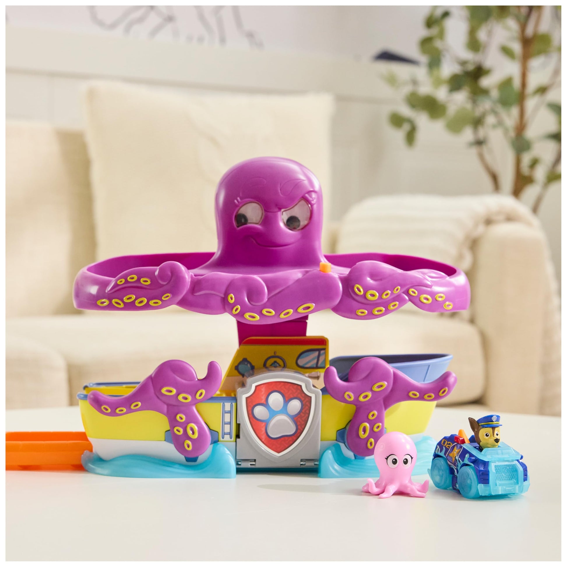PAW Patrol Pup Squad - play set with racetrack, ramp, Chase Pup Squad Racer and octopus, suitable for children from 3 years old