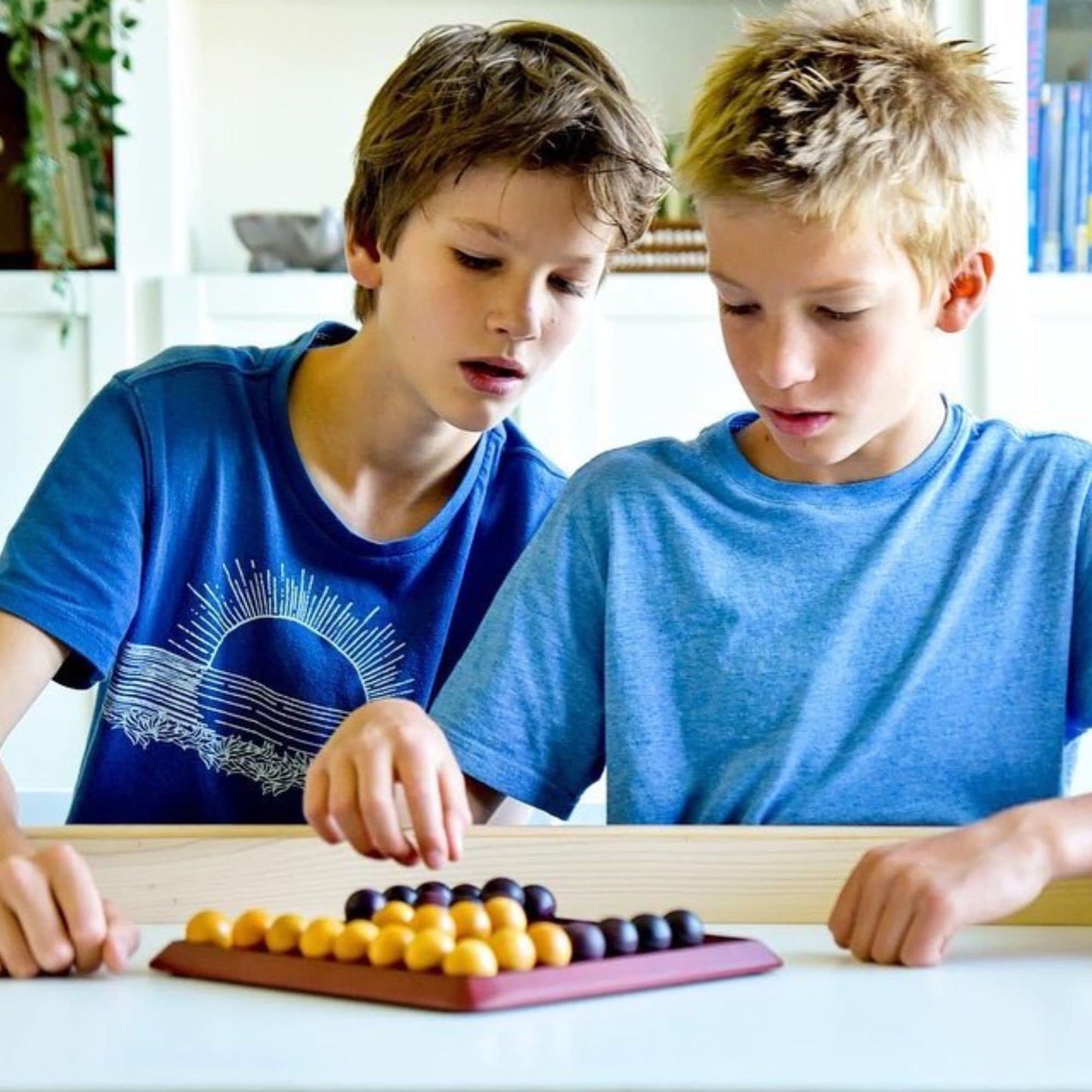 Pylos | Wooden Abstract Strategy Board Game for Kids and Adults | Compete to Stack The Final Ball on The 3D Puzzle Pyramid | Award-Winning Family Game