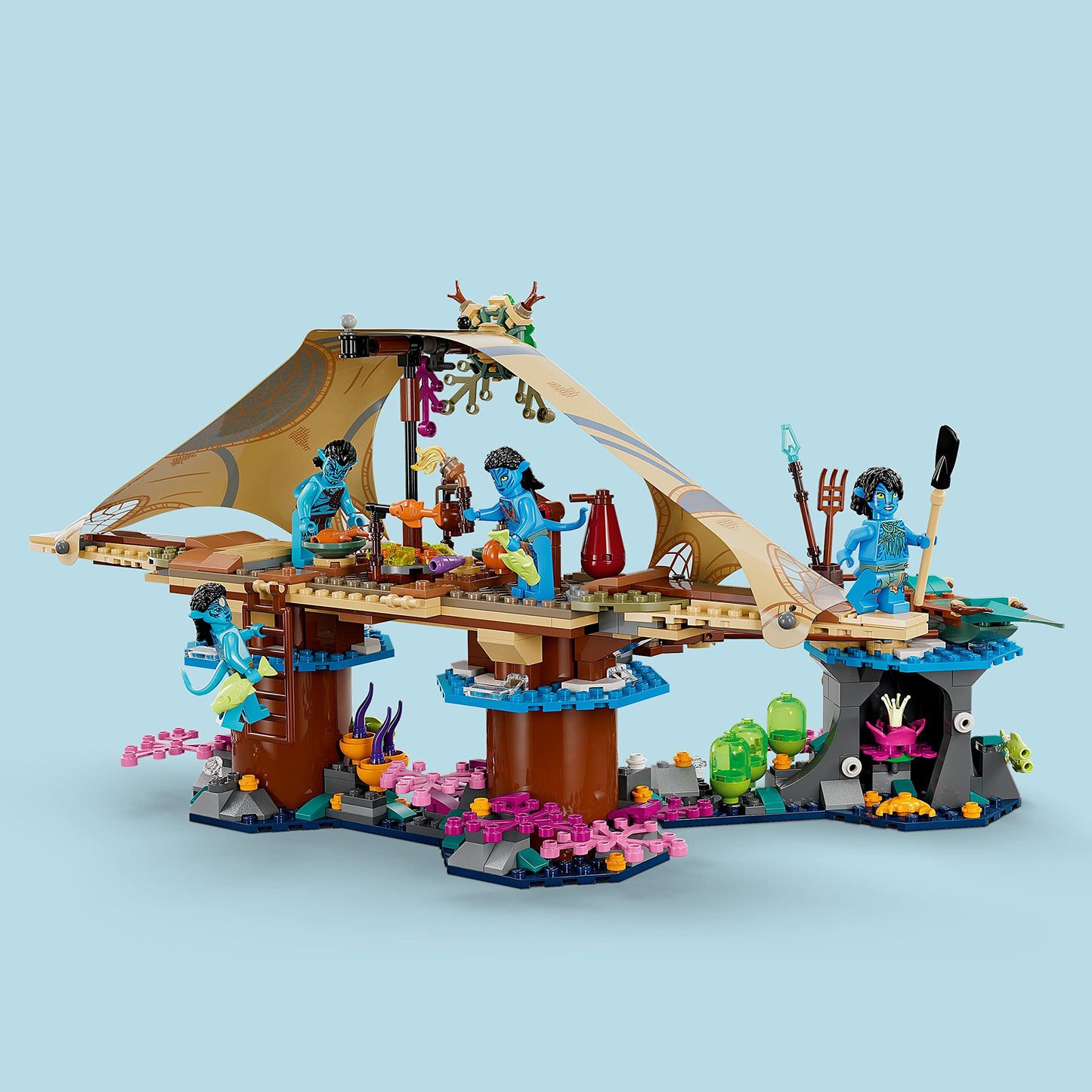LEGO Avatar: The Way of Water Metkayina Reef Home 75578, Building Toy Set with Village, Canoe, Pandora Scenes, Neytiri and Tonowari Minifigures, Movie