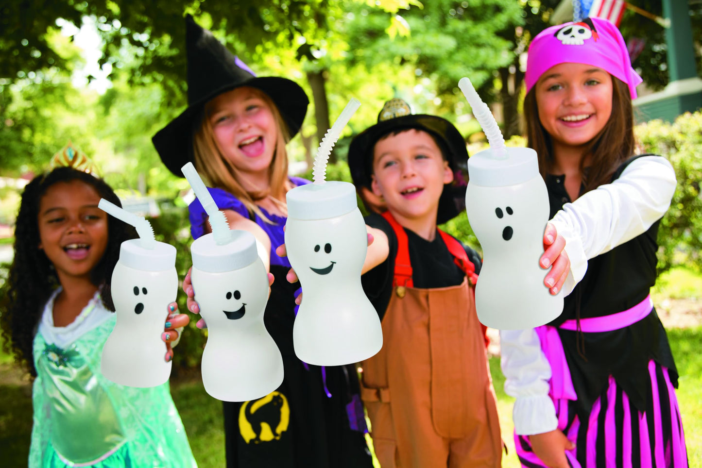Fun Express Ghost Shape Cups with Straw, Set of 12 Pieces, White