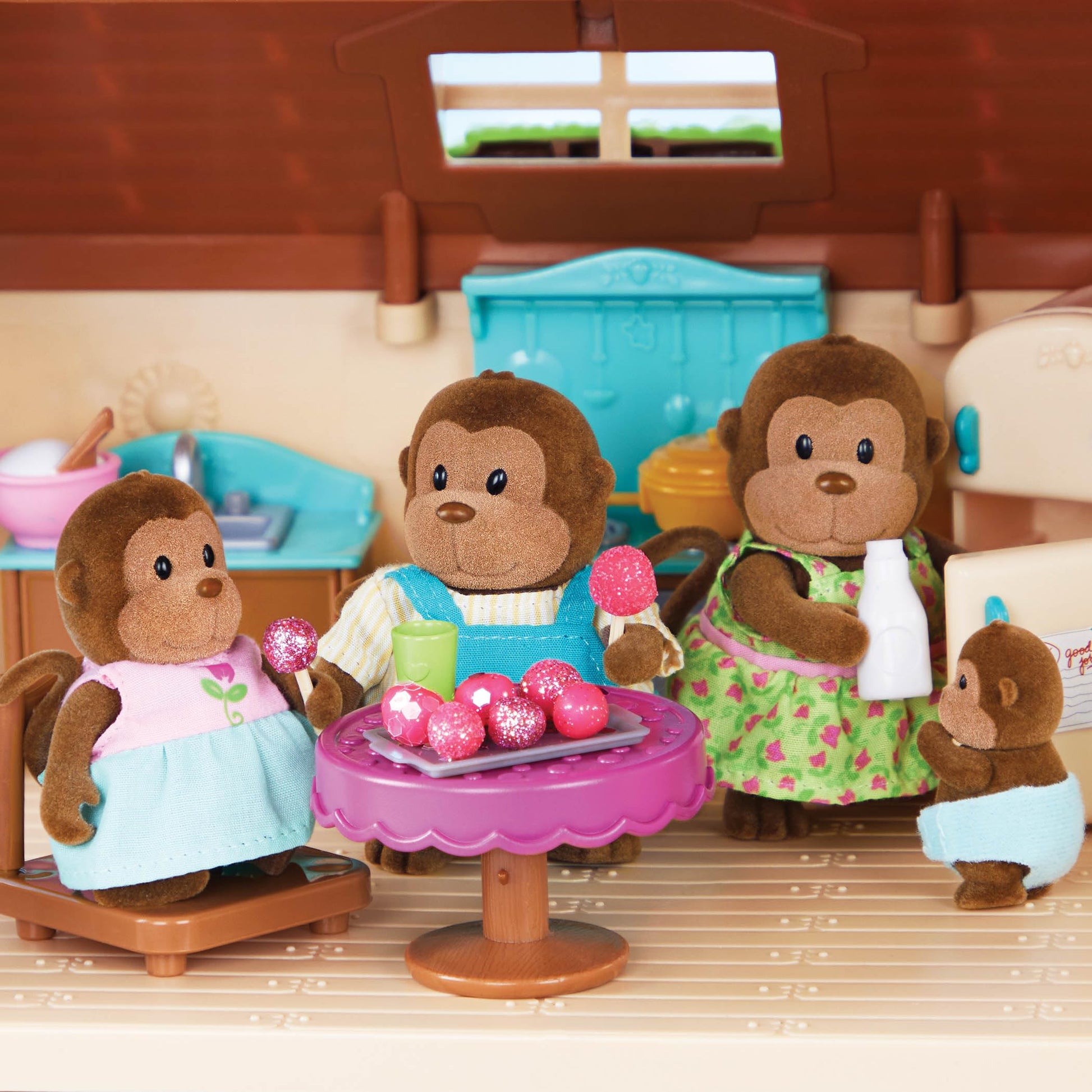 Li'l Woodzeez O'Funnigan Monkey Family, 4 Posable Figures Set, Playsets