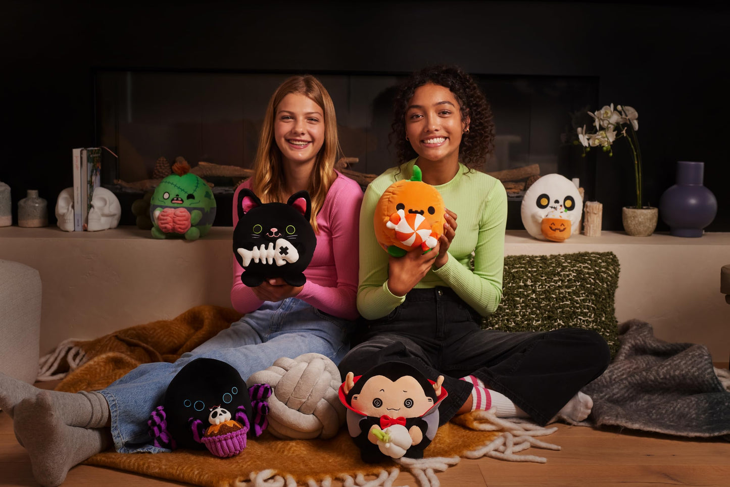 Snackles Halloween Series 1 8-inch Plush (Shadow) by ZURU, Plush with Snack Accessory