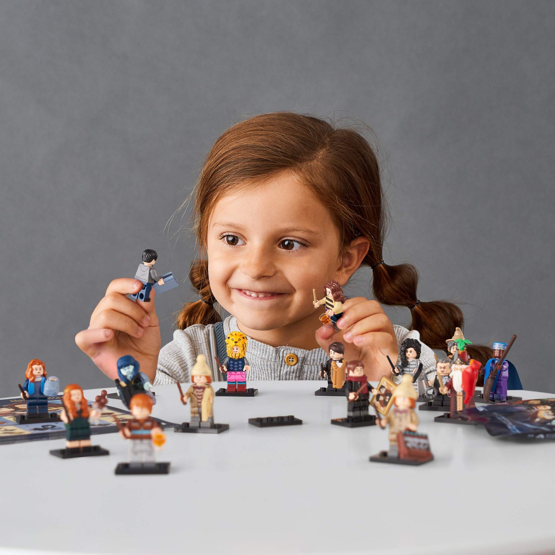 LEGO Minifigures Harry Potter Series 2 (71028), 1 of 16 to Collect, Great for Kids who Love Collectibles and Want to be Part of The Action with Harry
