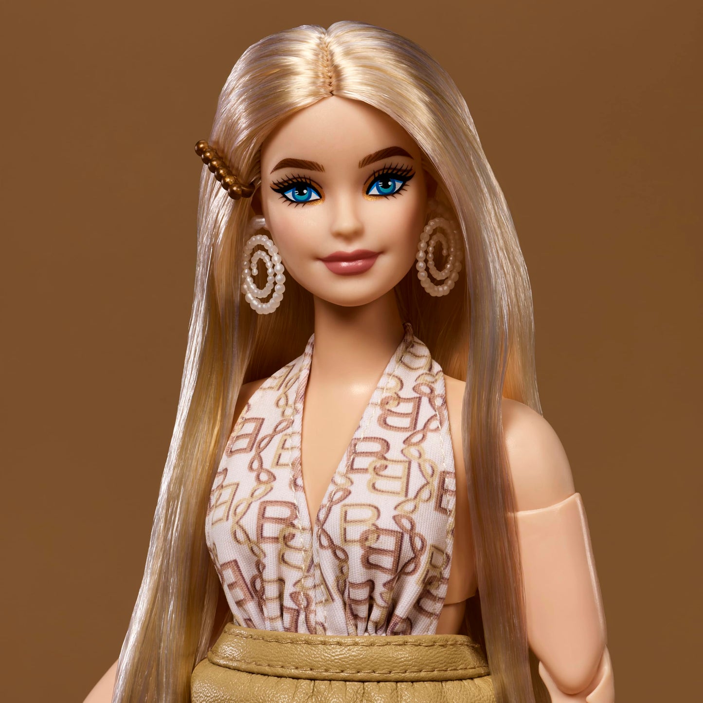 Barbie Basics You Create Neutral Kit 003 with Customizable Fashion Doll & Universal-fit Clothing, Posable Body & Swappable Doll Head