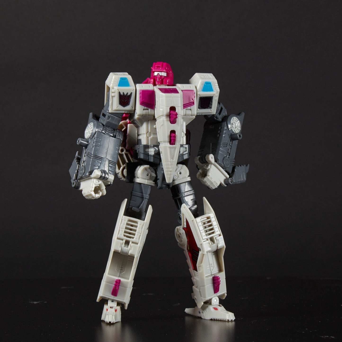 Transformers: Generations Power of the Primes Voyager Terrorcon Hun-Gurrr