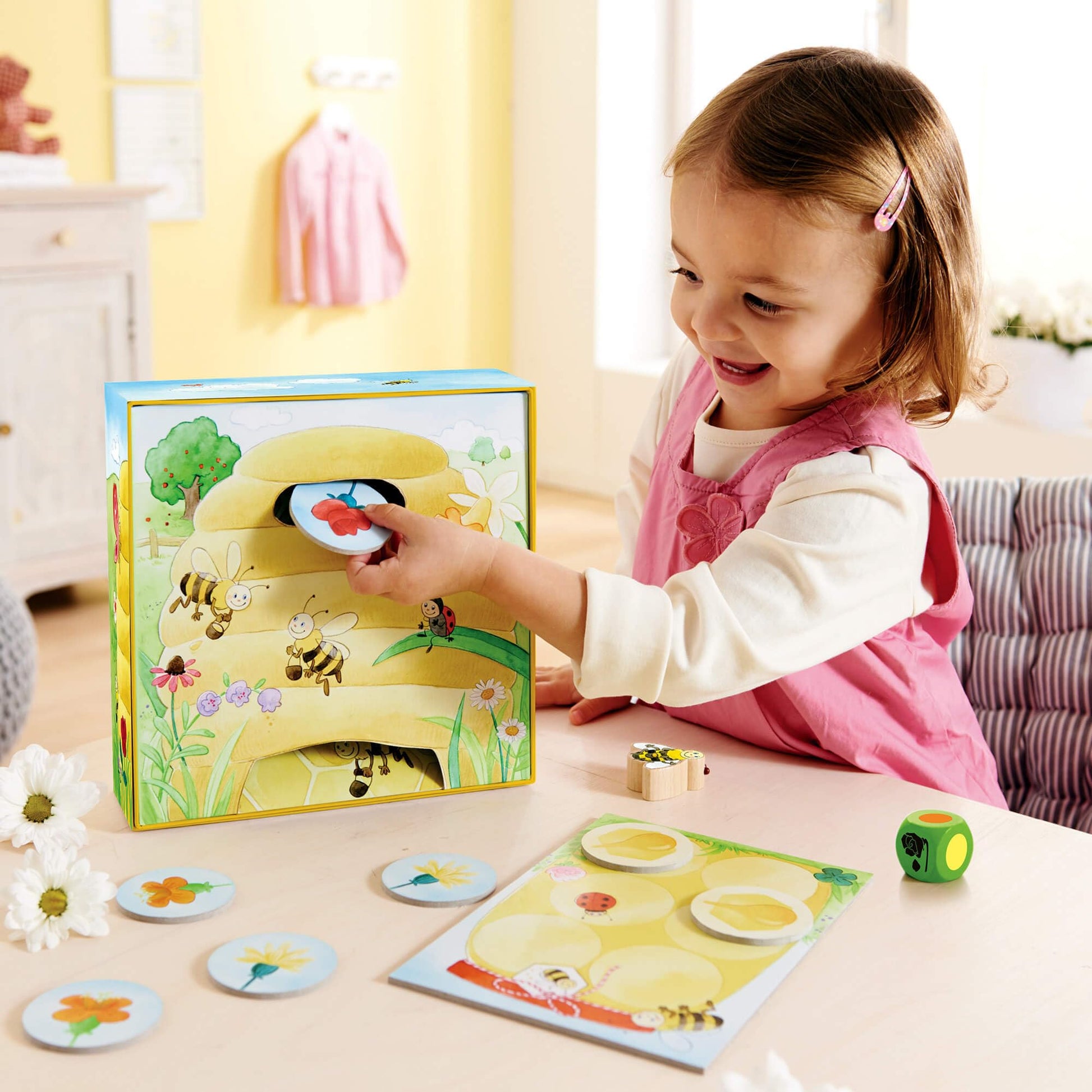 HABA My Very First Games Hanna Honeybee - 2 Cooperative Color Die Games Ages 2+ (Made in Germany)