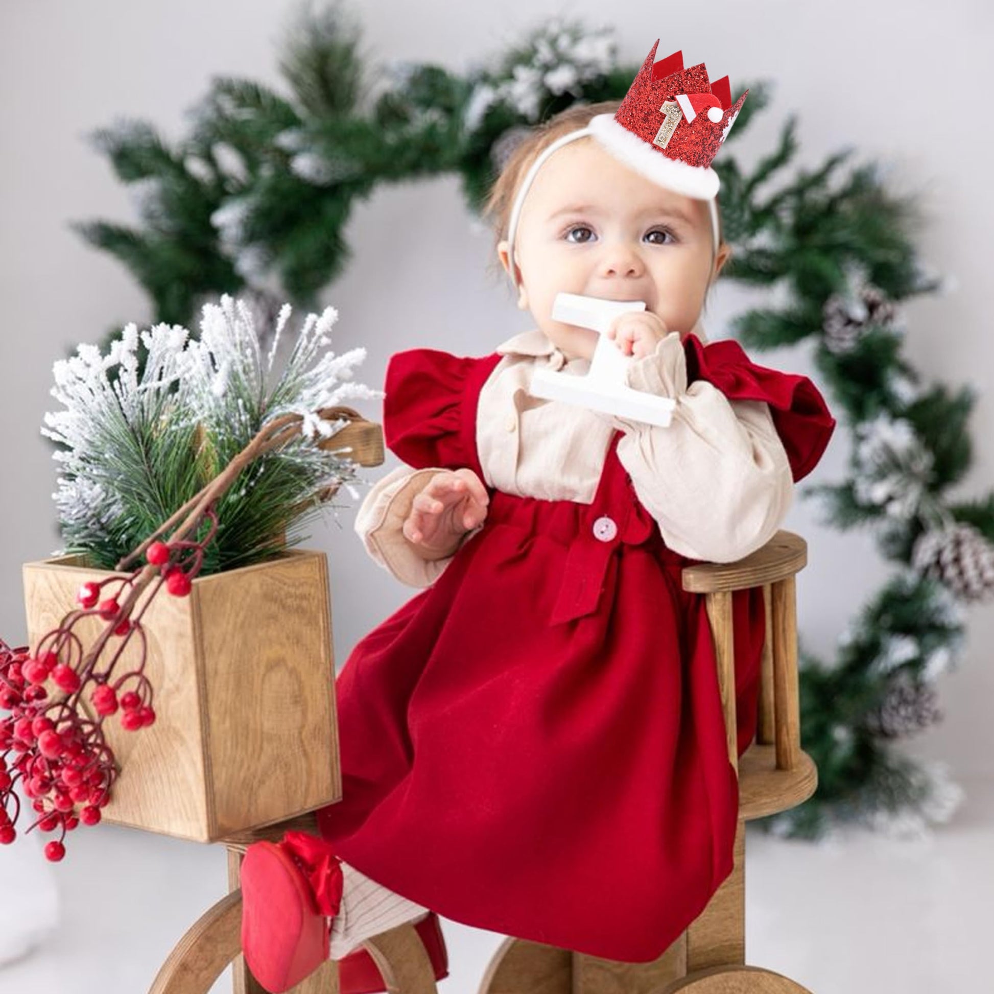 DSAANE Santa 1st Birthday Crown - Christmas Theme Party Decorations, Red Glitter Crown, Little Santa Smash Cake Hat
