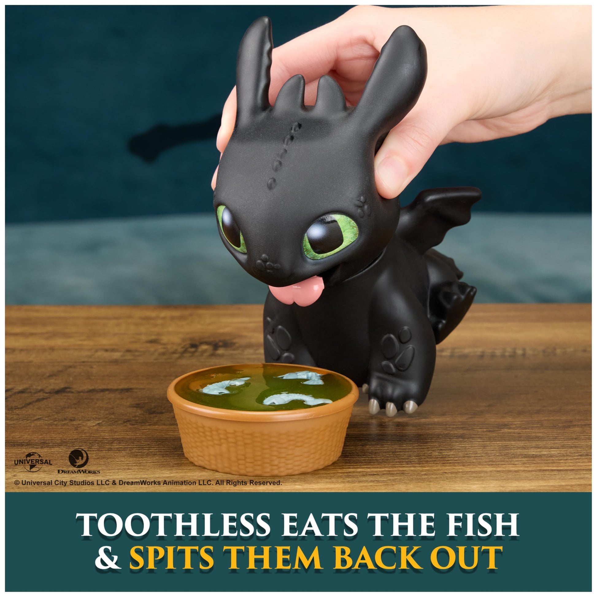 DreamWorks Dragons Fish Feeding Toothless Interactive Dragon Toy