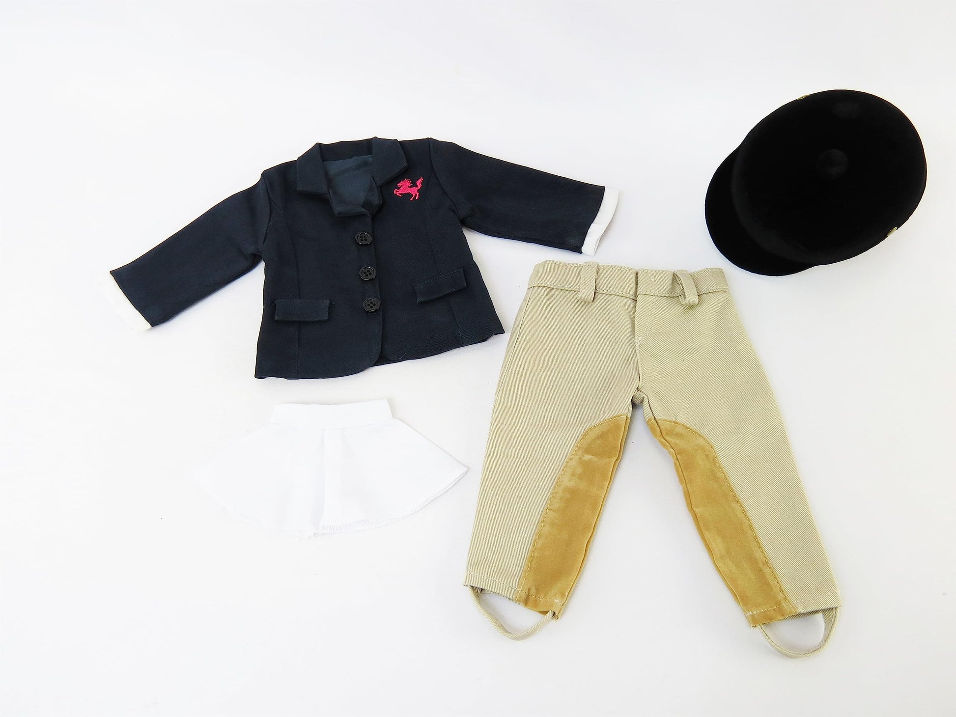 American Fashion World Riding Outfit for 18-Inch Dolls | Helmet and Boots Included | Premium Quality & Trendy Design | Dolls Clothes | Outfit Fashions