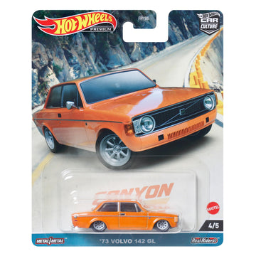 Hot Wheels Car Culture - Canyon Warriors - '73 Volvo 142 GL [3 Years Old and Up] HKC53