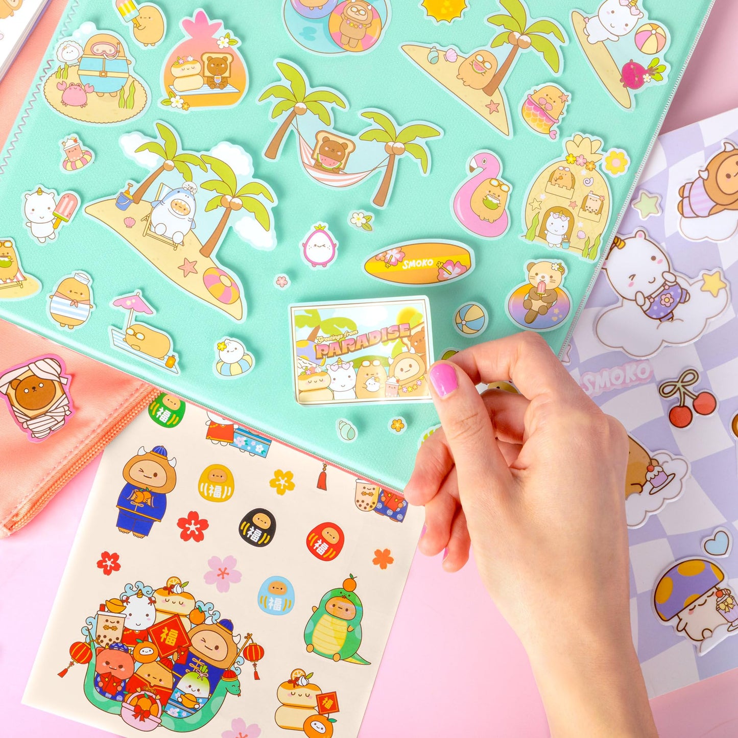Fashion Angels Smoko 1000+ Sticker Book