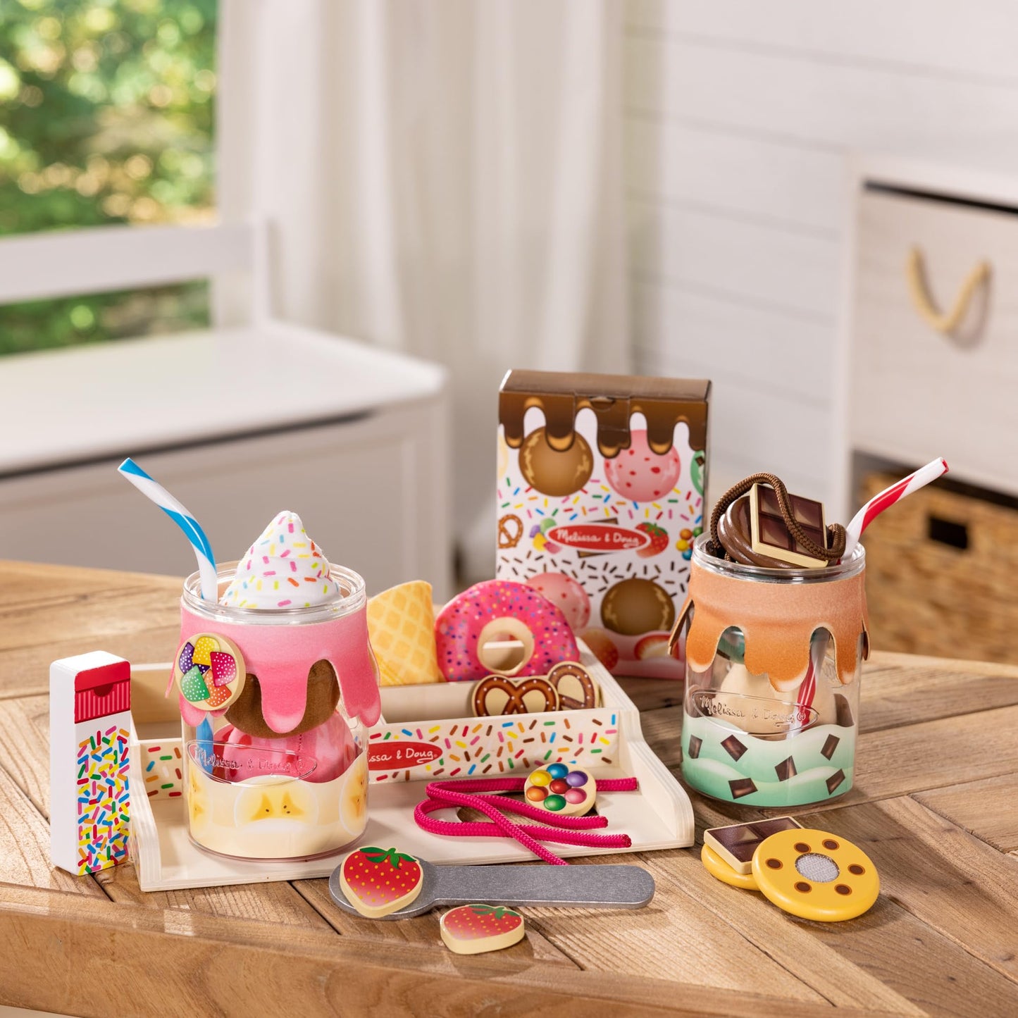 Melissa & Doug Make a Shake - Make a Smoothie in a Jar with the Reusable Pretend Food Set for Boys and Girls Ages 3+