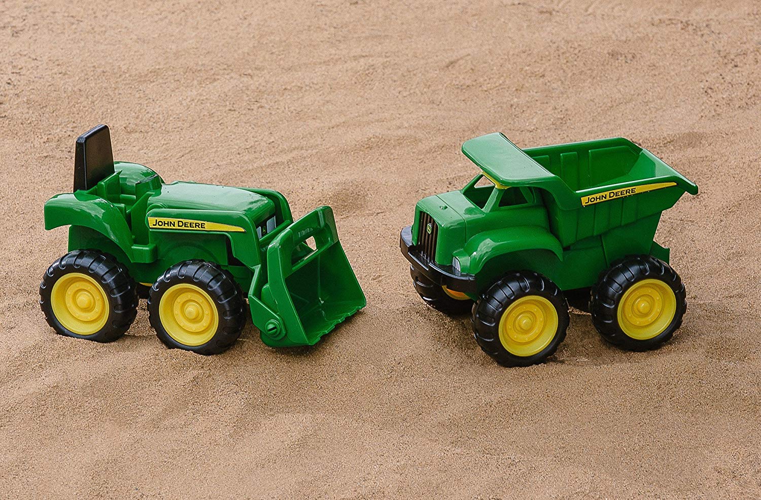 TOMY John Deere Vehicle Set - Includes Dump Truck Toy and Tractor Toy with Loader - Kids Outdoor Toys - Kids Construction and Sandbox Toys - 6 Inches