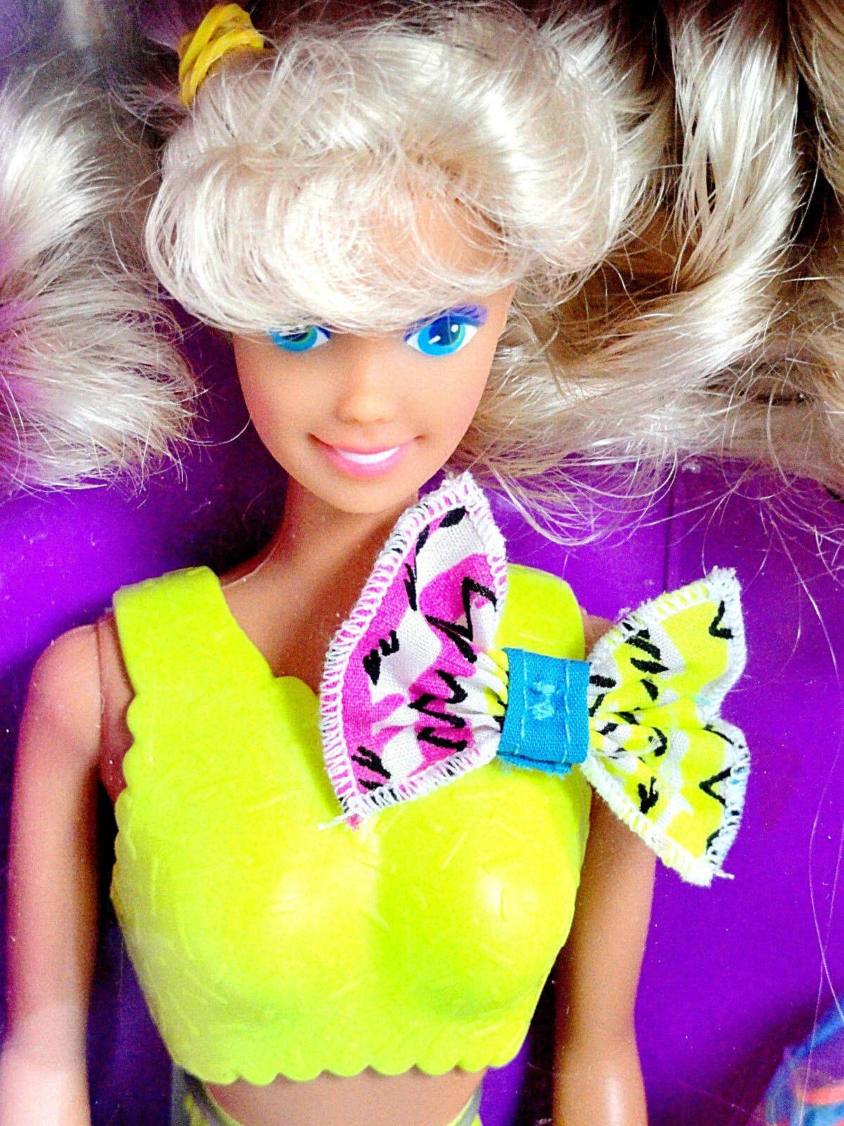 Snap 'N' Play Barbie