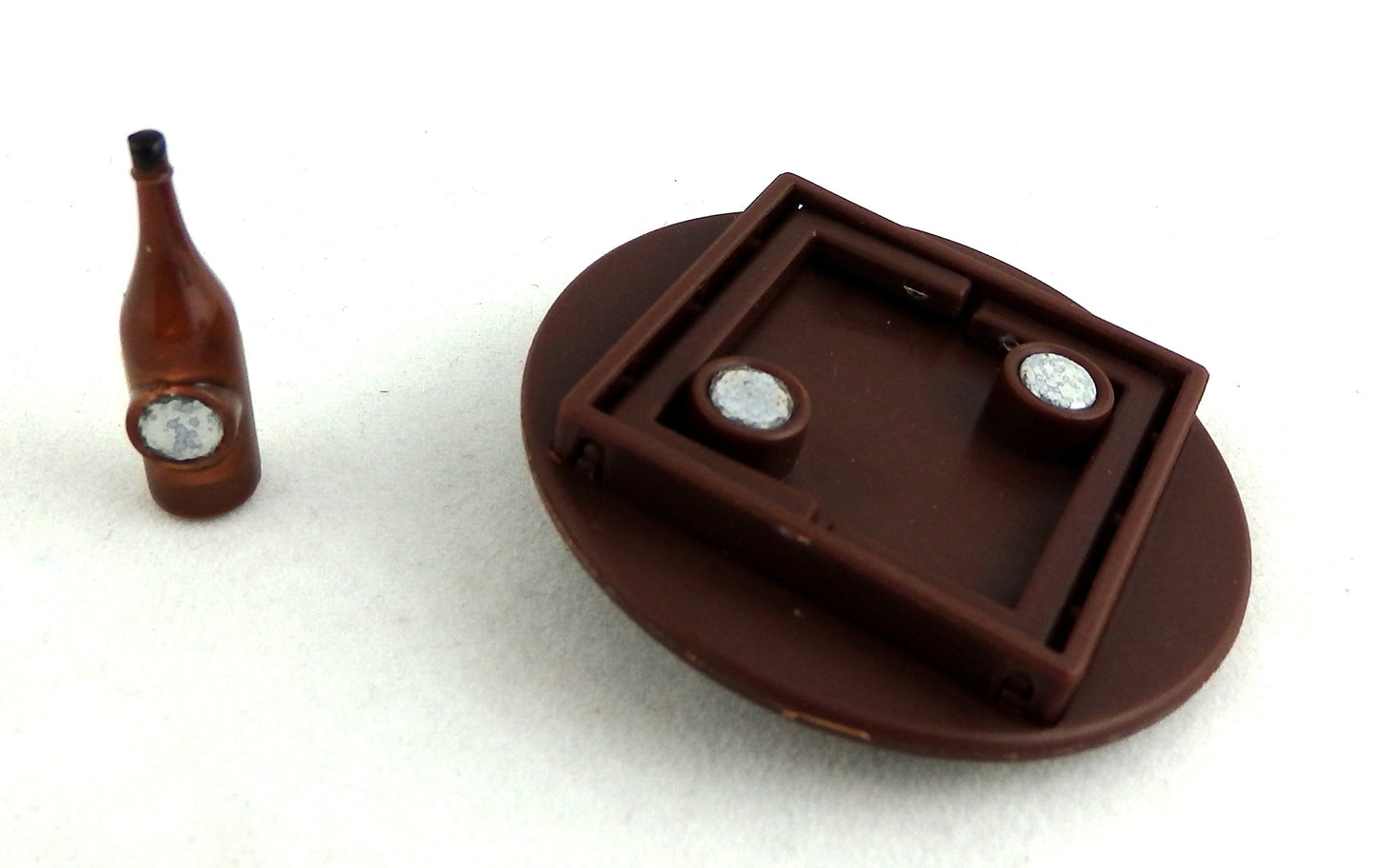 Dollhouse Miniature 1:24 Scale Table with Accessories #G7030