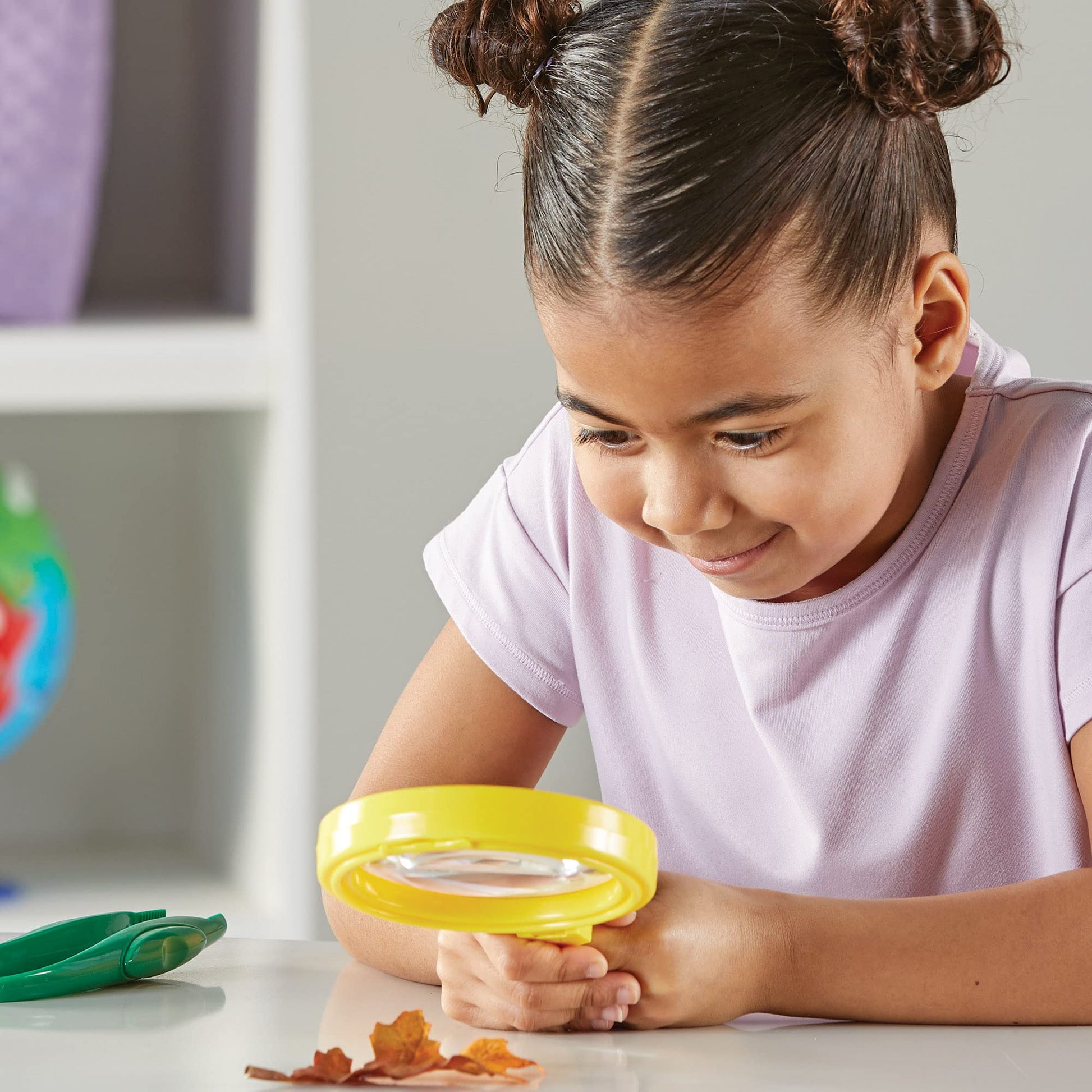 Learning Resources Magnifier & Tweezers - Fine Motor for Kids, Science Toys, STEM, Toddler Explorer Kit, Boys and Girls Gifts, Ages 3+