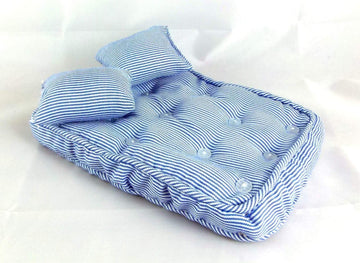 Town Square Miniatures Dolls House Miniature 1:12 Bedroom Accessory Bedding Double Mattress & Pillows