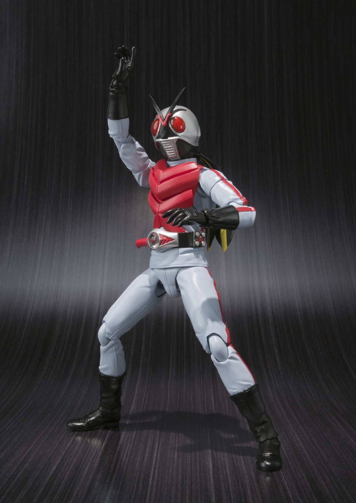 TAMASHII NATIONS Bandai S.H.Figuarts Masked Rider X Action Figure