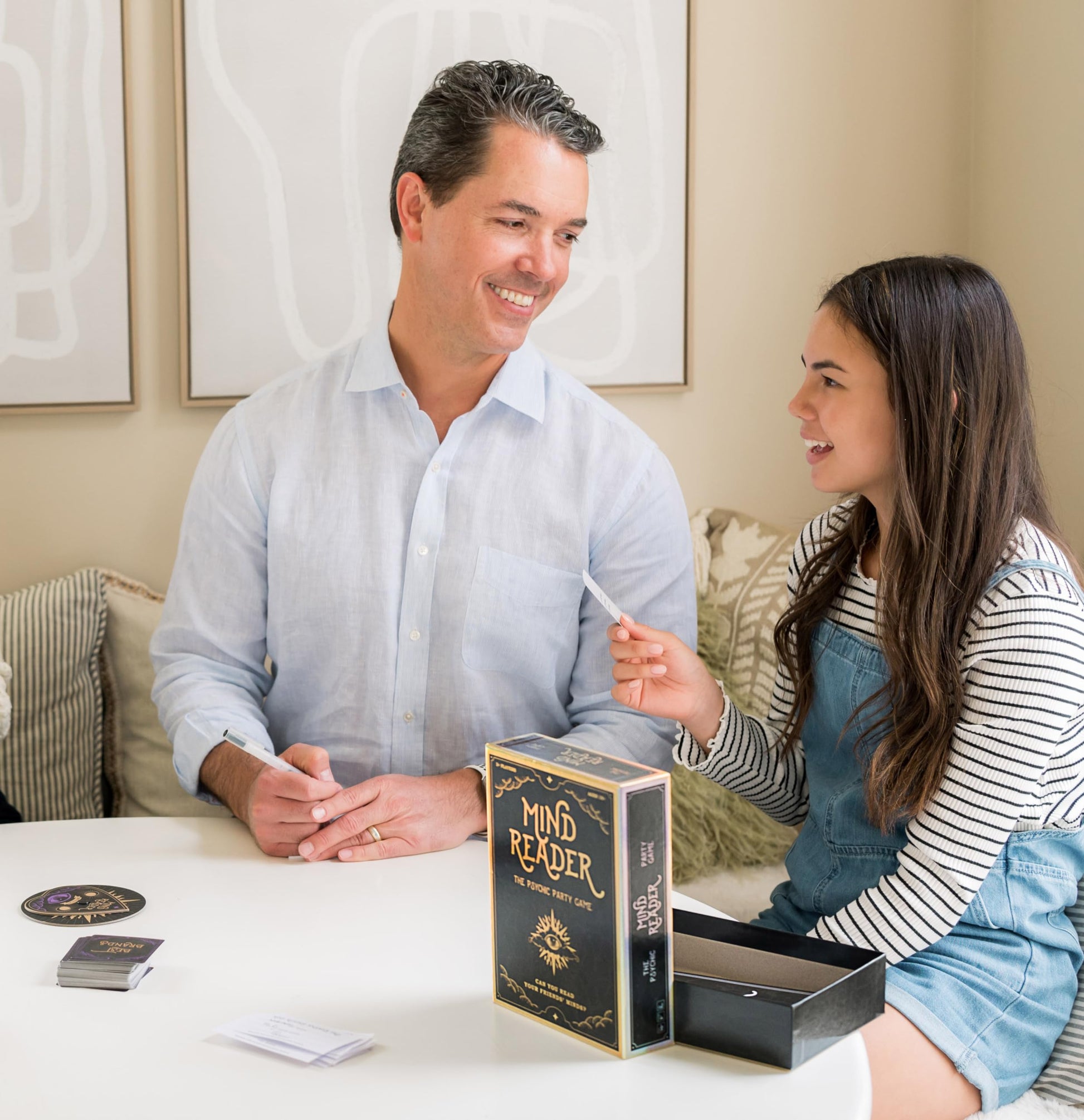 MIND READER - Can You Read Your Friends' Minds? The Fun Mind Reading Psychic Mind Meld Medium Party Christmas Gift for Kids, Adults, Friends