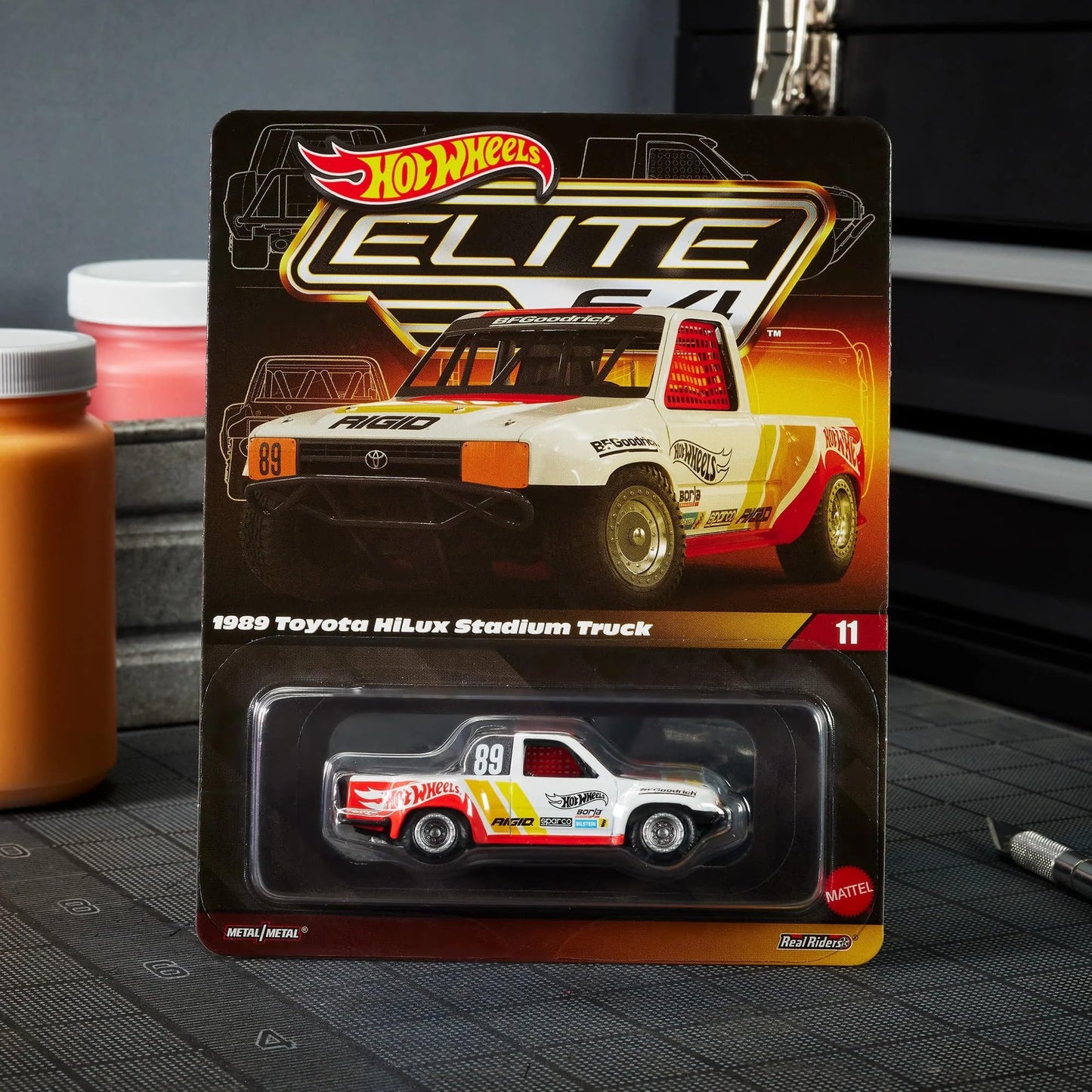 Hot Wheels Elite 64 1989 Toyota HiLux Stadium Truck #11