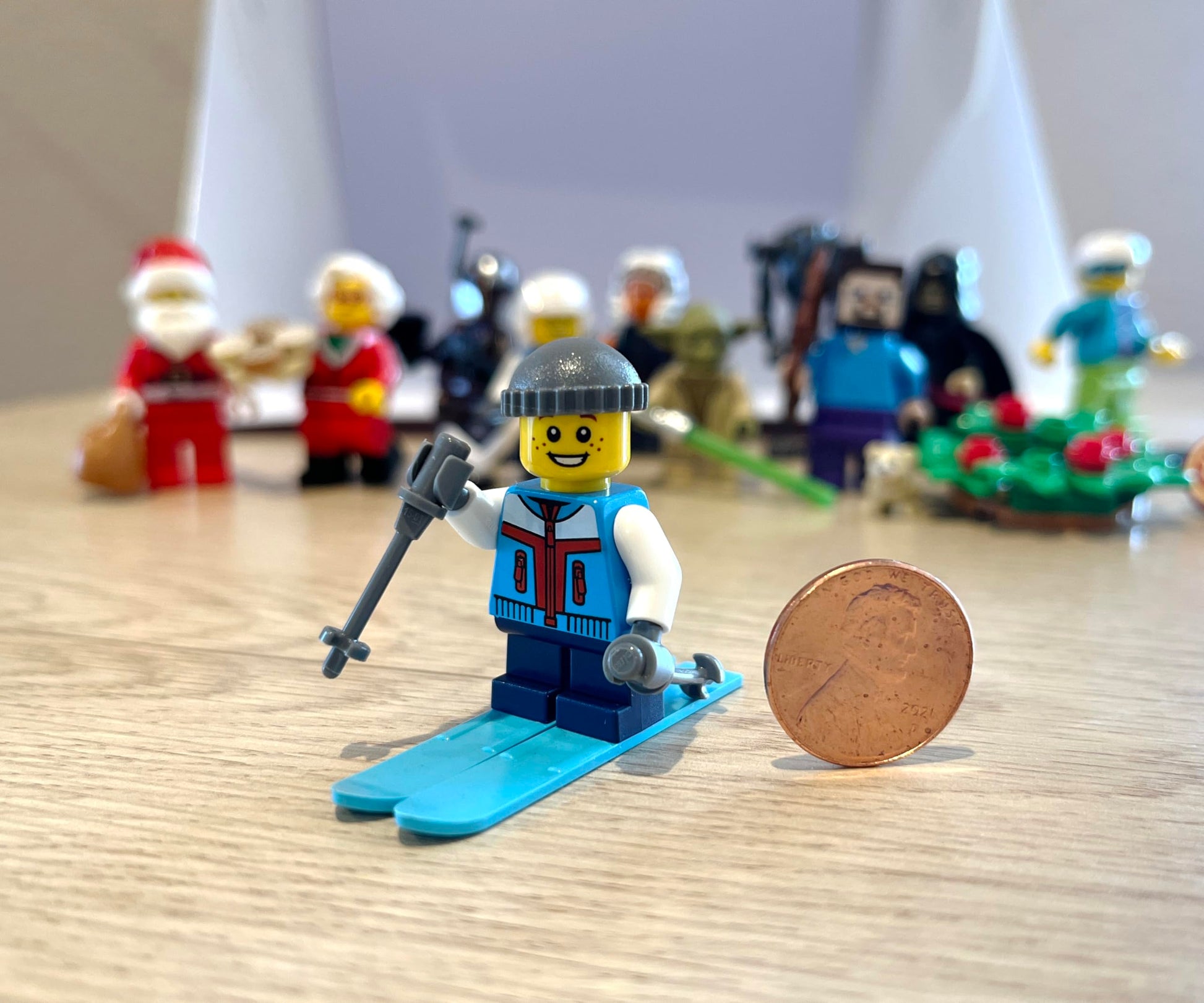 LEGO Holiday MiniFigure - Skier Boy with Winter Jacket (Skies and Poles)