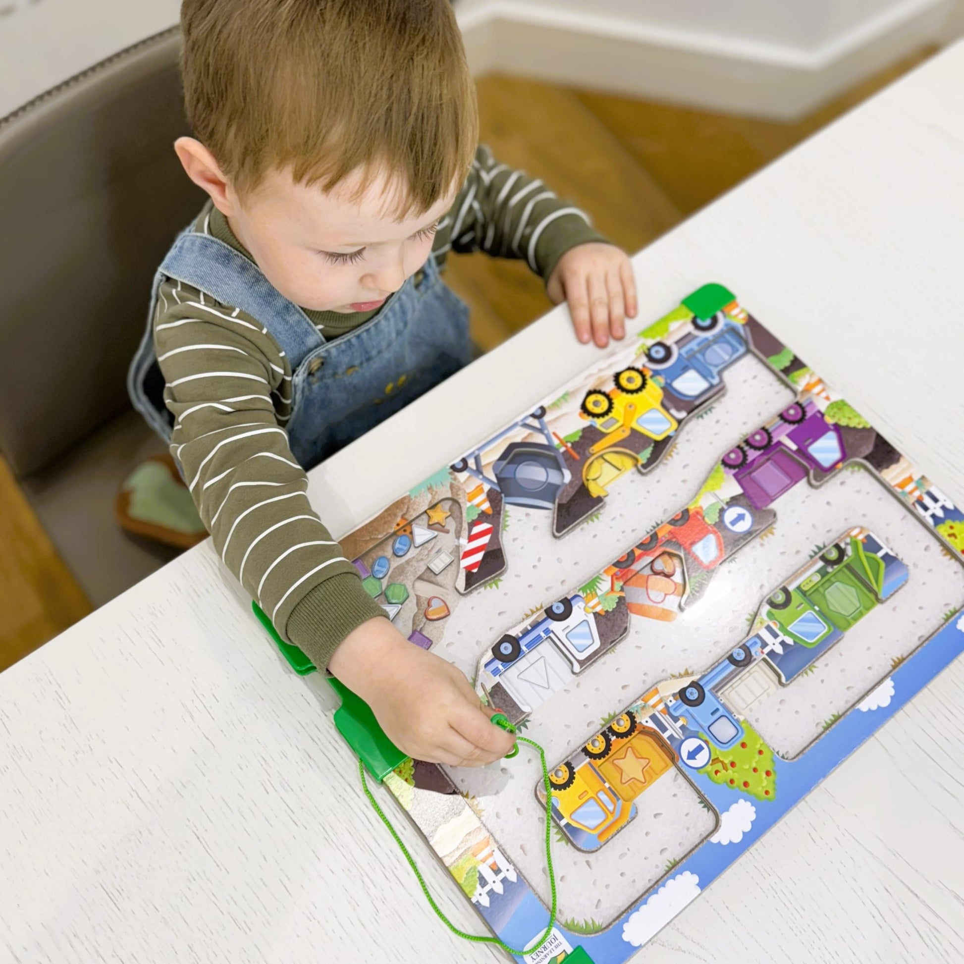 Sort & Learn Magnetic Puzzle - Shapes (NEW)
