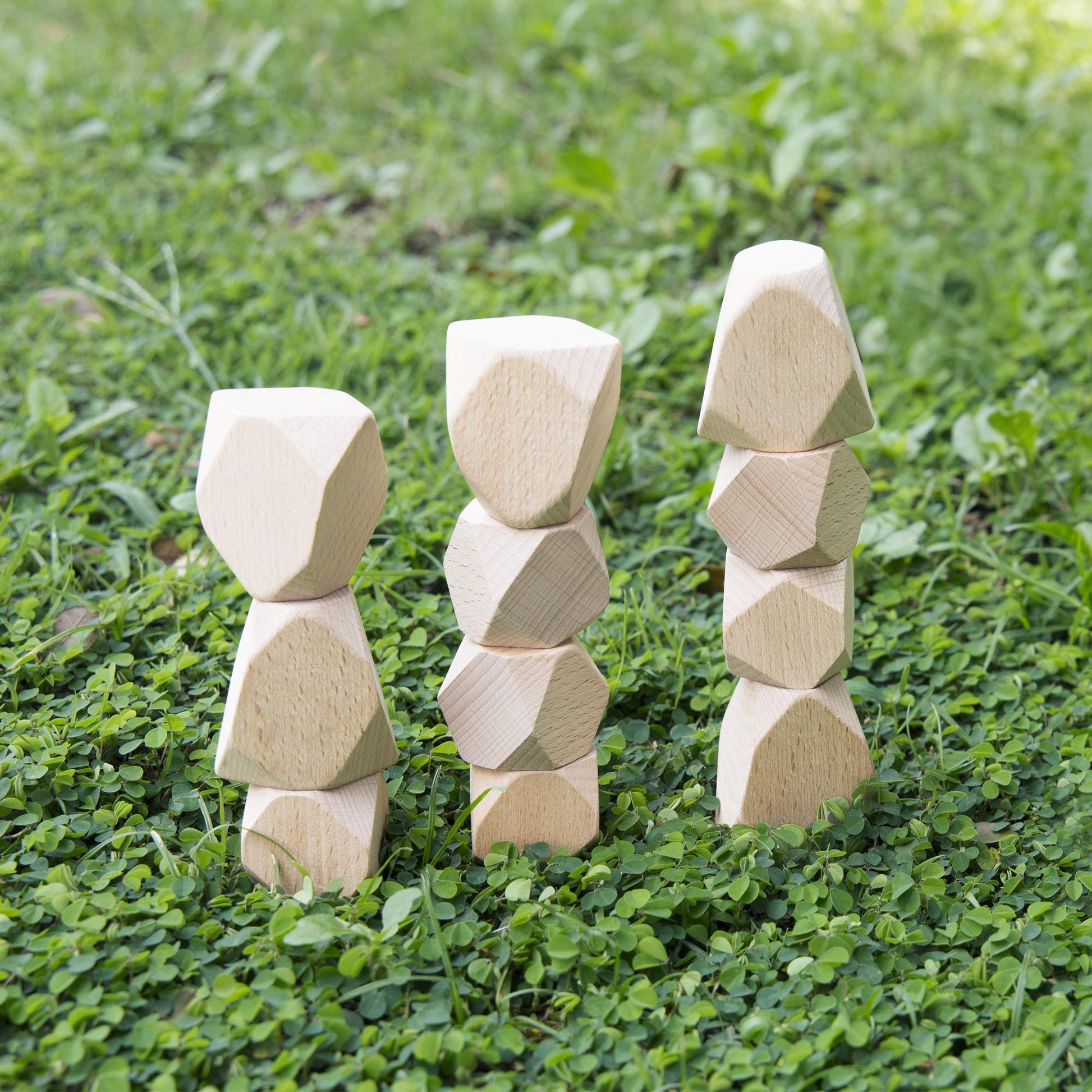 Guidecraft Wood Stackers - Standing Stones: 20 Natural Building Blocks Set for Kids, Educational Learning Toy