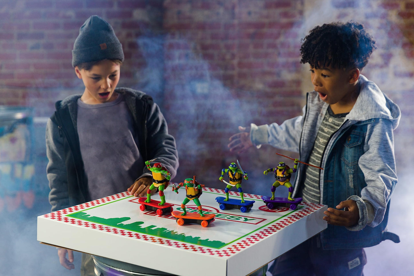 Teenage Mutant Ninja Turtles 5" Sewer Shredders Leonardo Movie Edition, Ages 3+, Pretend Play Toy Figure Playsets, Shred and Battle with TMNT Skate