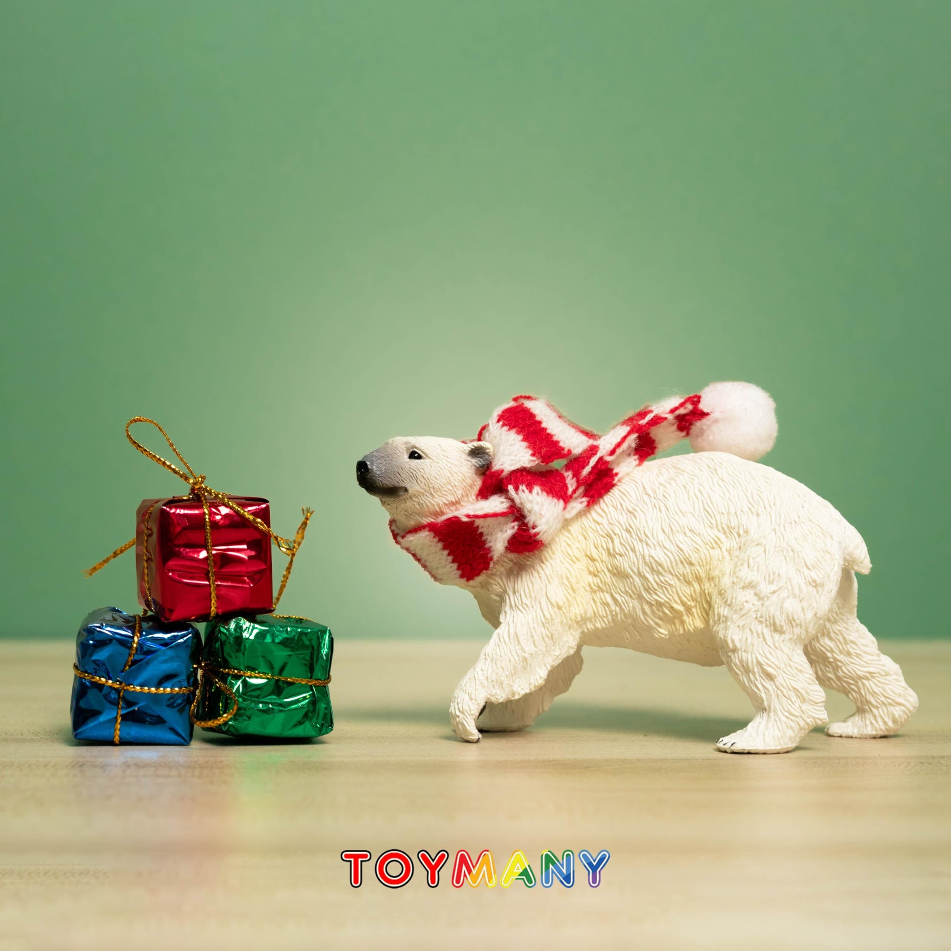 Toymany 6PCS Polar Bear Figurines Toy with Polar Bear Cub, 2-4" Realistic Plastic Arctic Animals Figures Family Set for Christmas Educational Toys