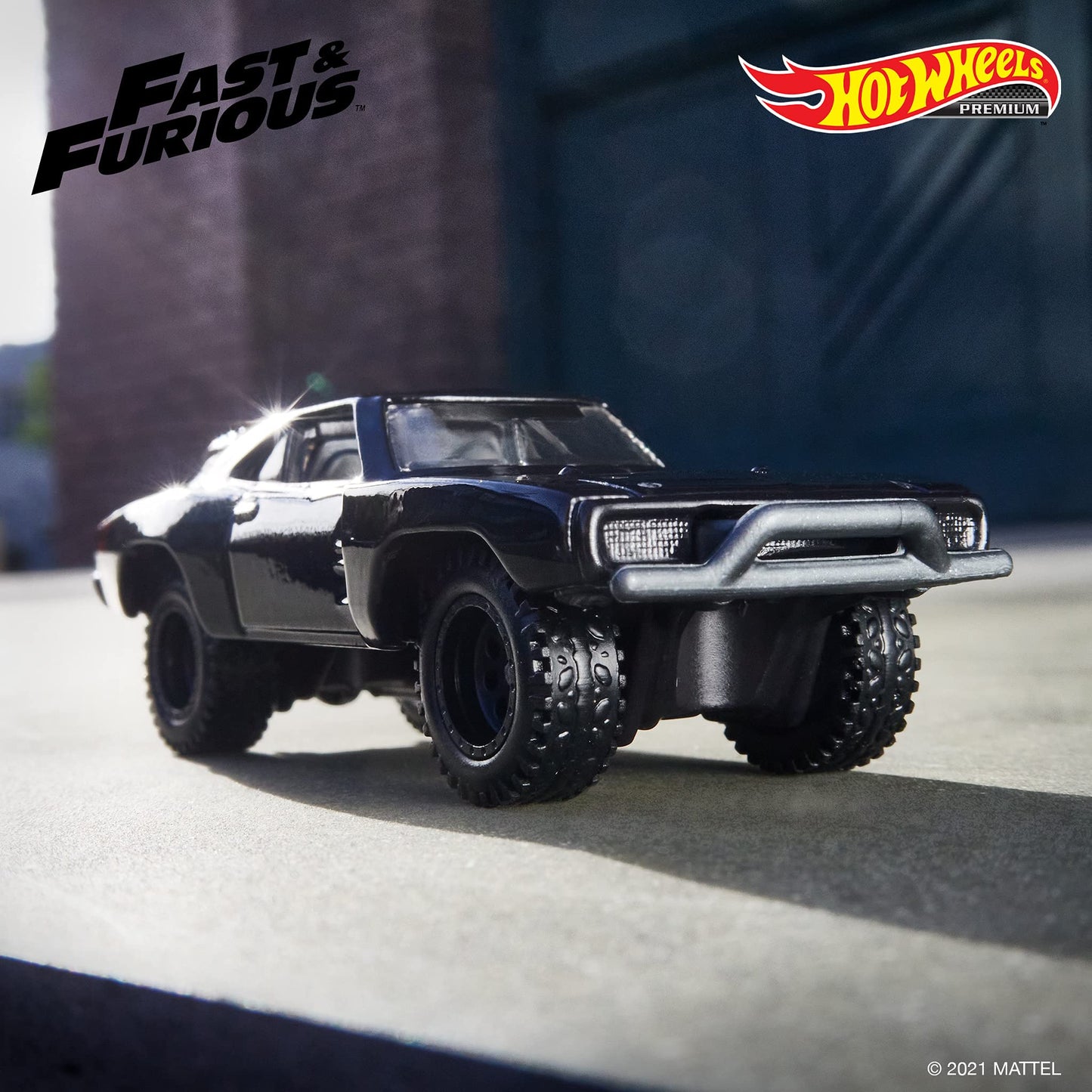 Hot Wheels Fast & Furious Collection of 1:64 Scale Vehicles from The Fast Film Franchise, Modern & Classic Cars, Great Gift for Collectors & Fans