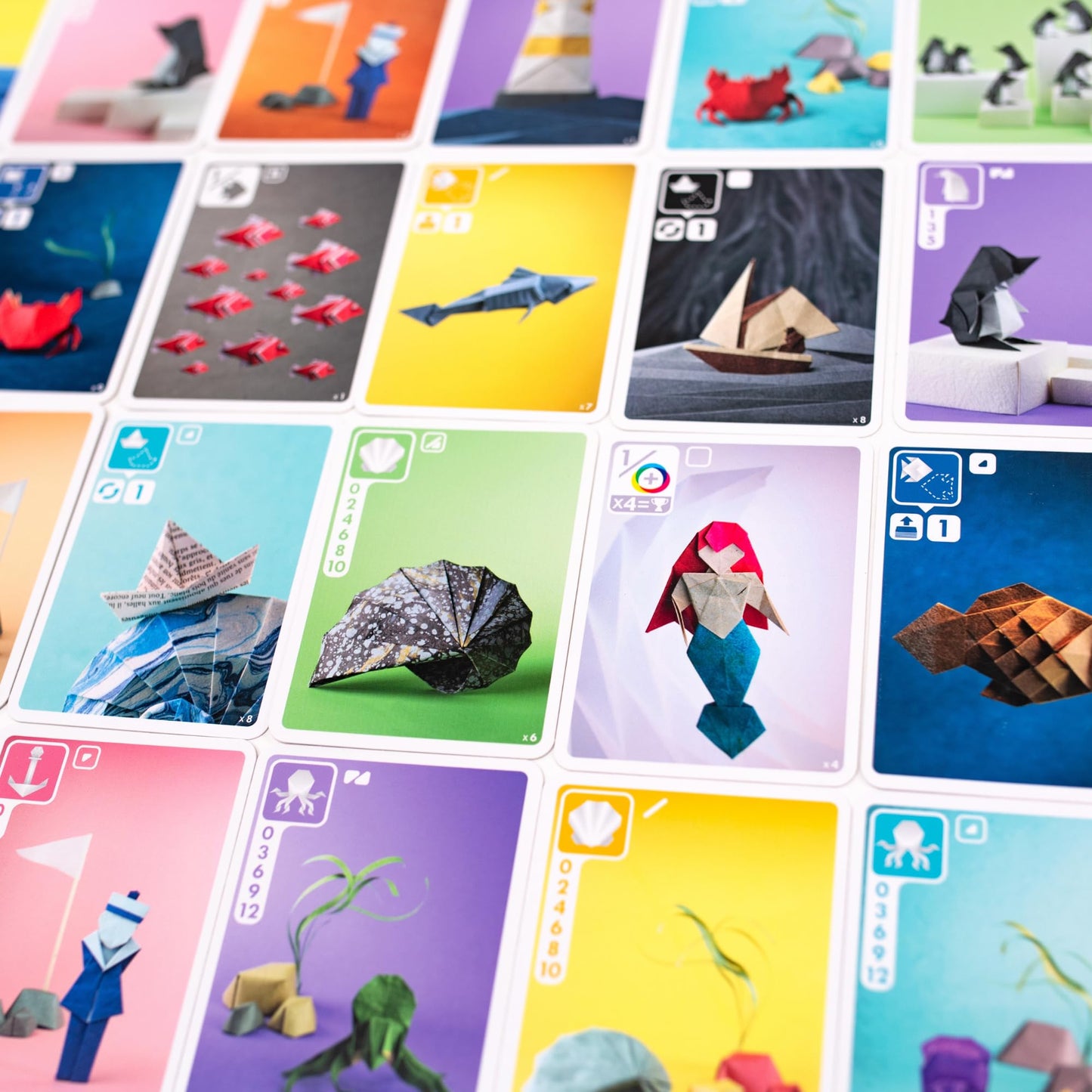Pandasaurus Games Sea Salt and Paper Card Game - Ocean-Themed Strategy Game, Fast-Paced and Tactical, Fun Family Game for Kids and Adults, Ages 8+