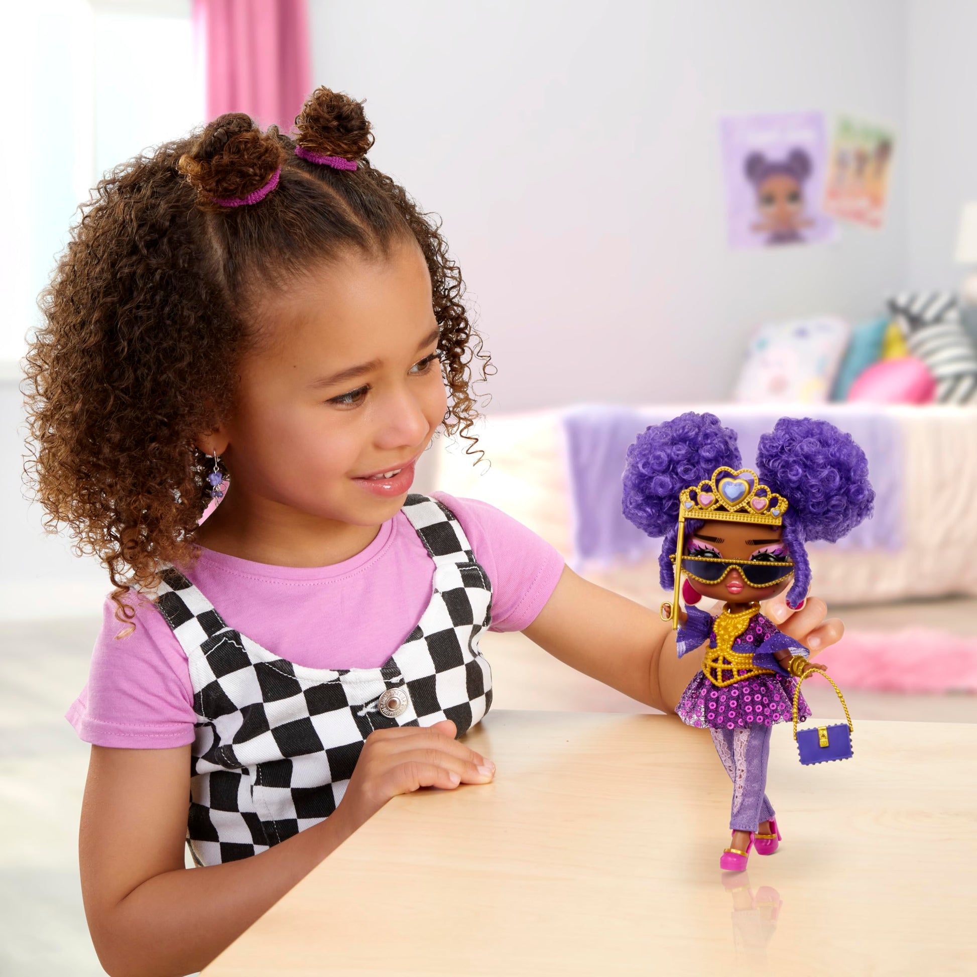 LOL Surprise Tweens Fashion Doll Cassie Cool with 10+ Surprises - for Kids Ages 4+